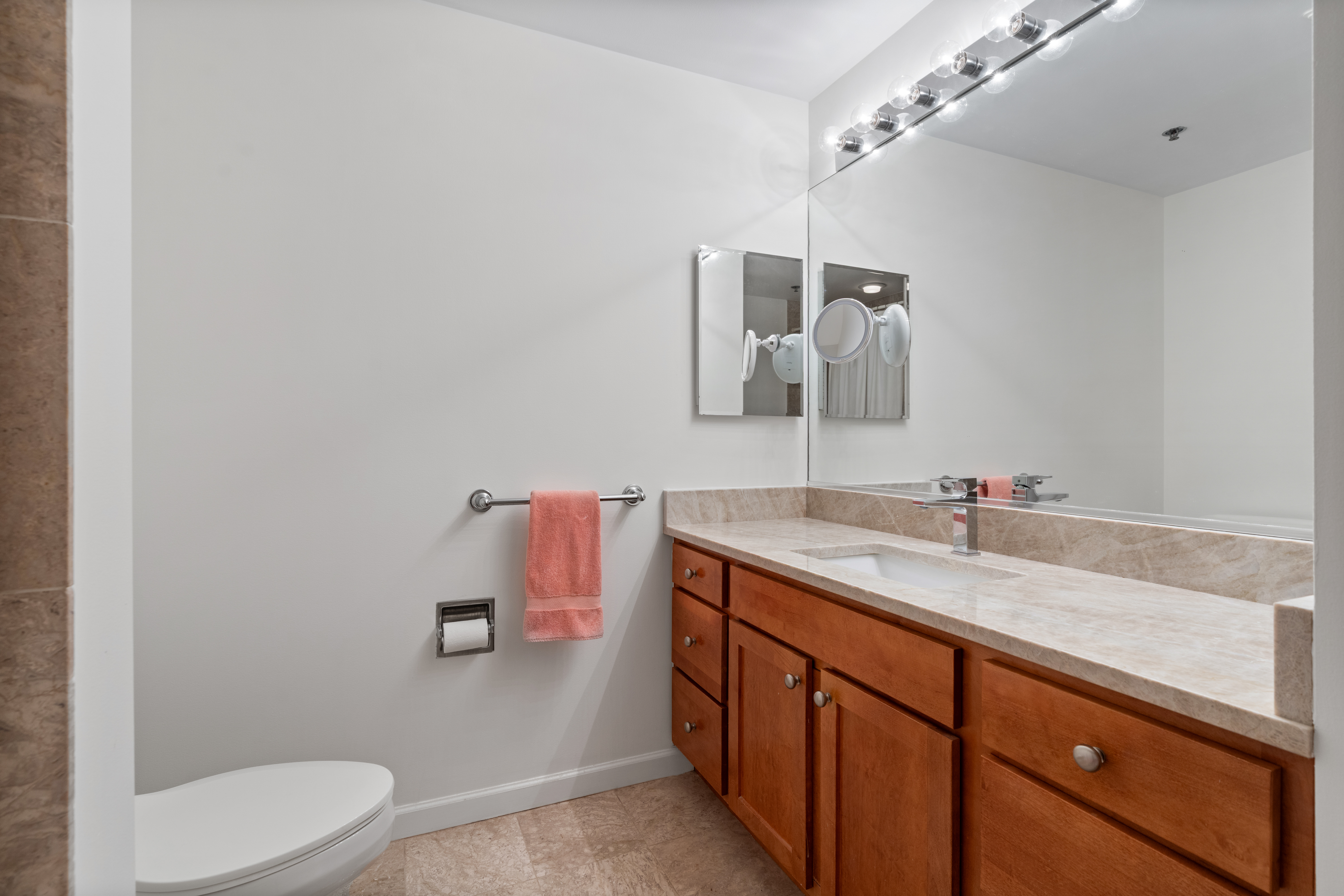 1212 N Wells Street Unit# 1401