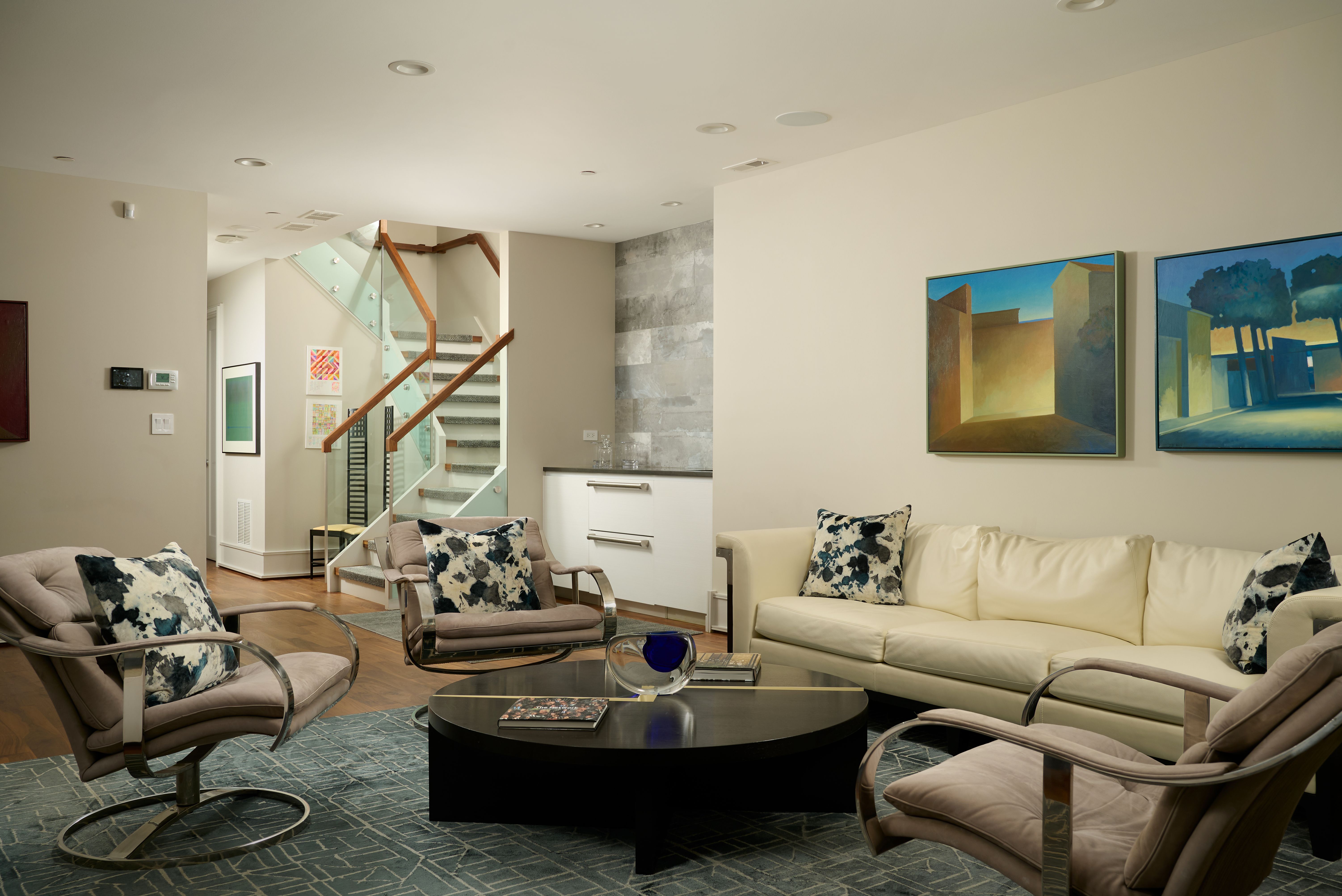 353 W Belden Avenue 