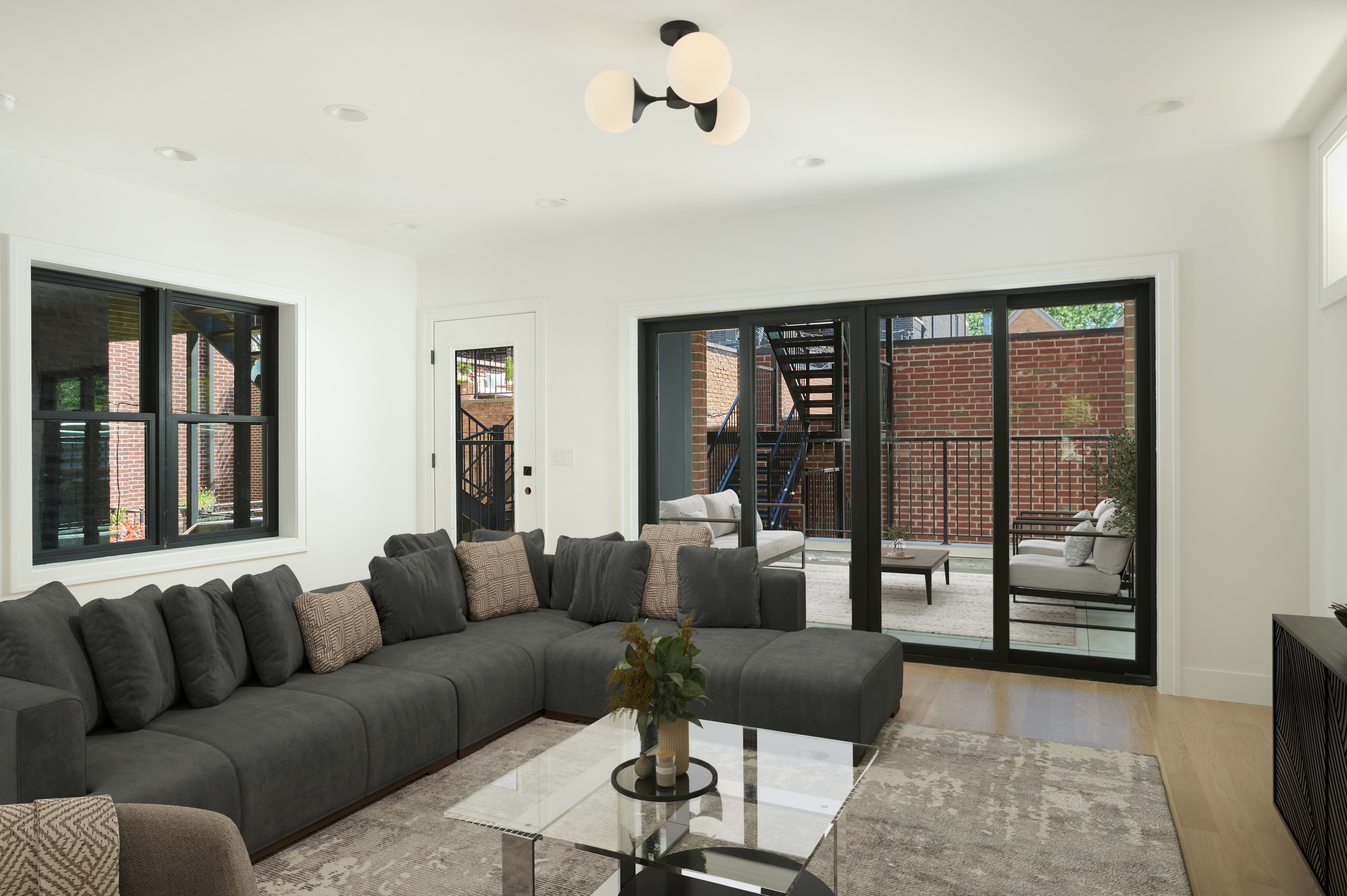 1629 N Burling Street Unit# 1