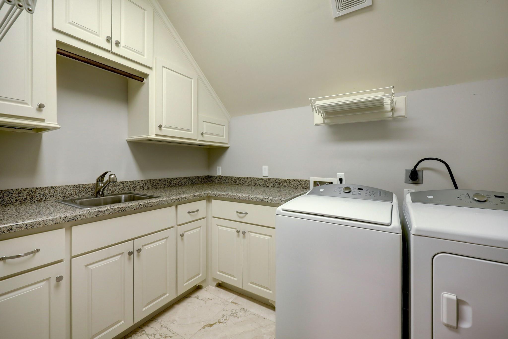 6644 Brompton Road