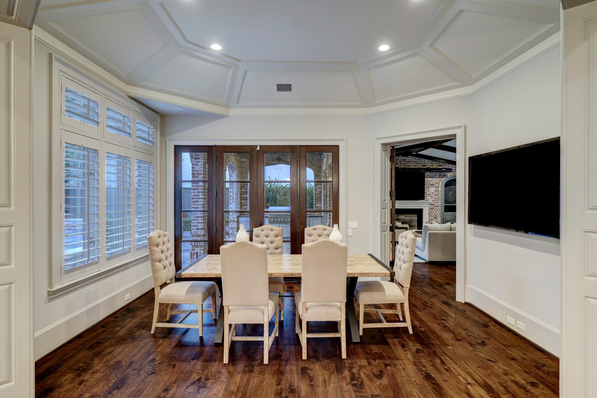 6644 Brompton Road
