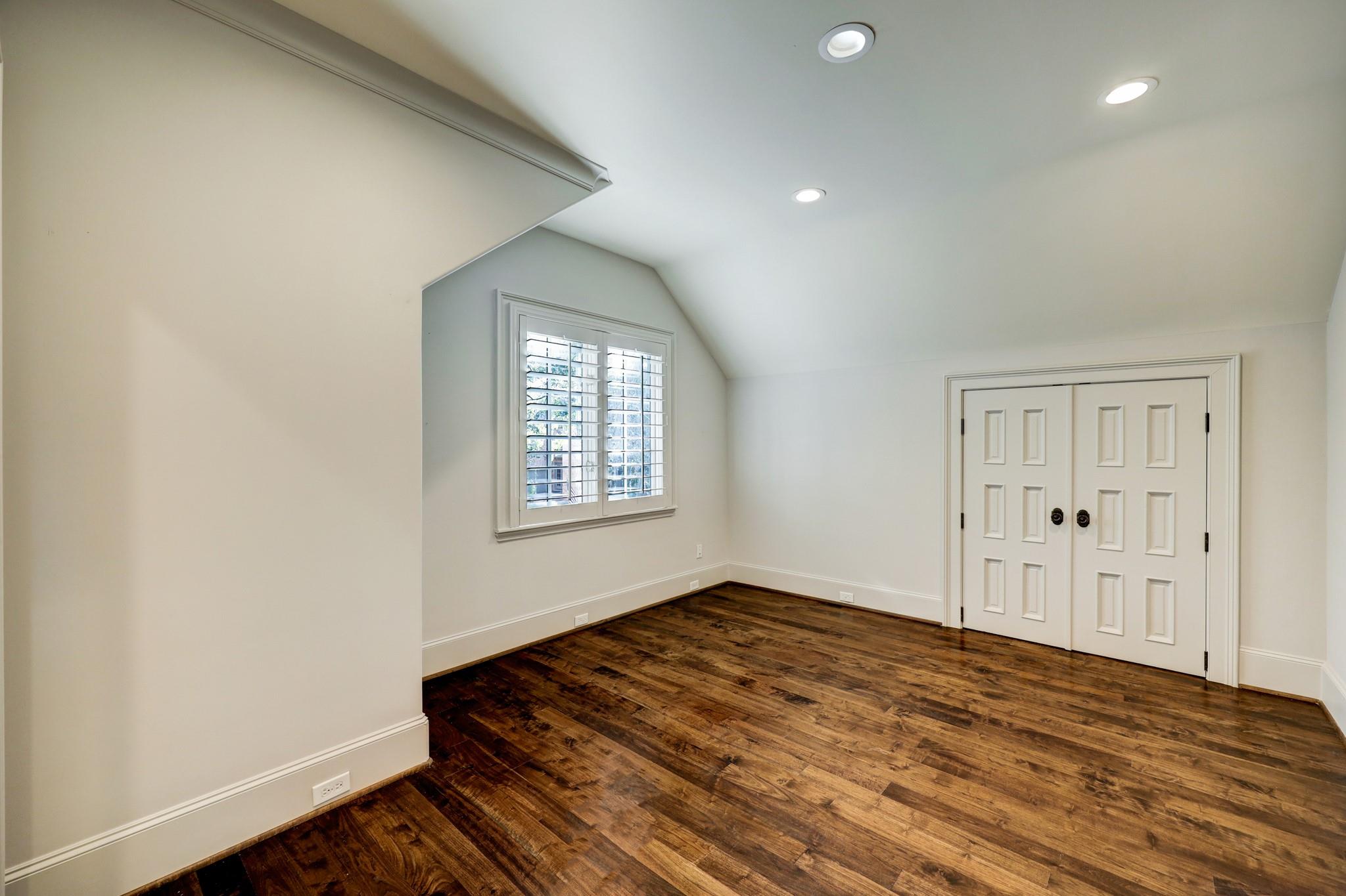 6644 Brompton Road