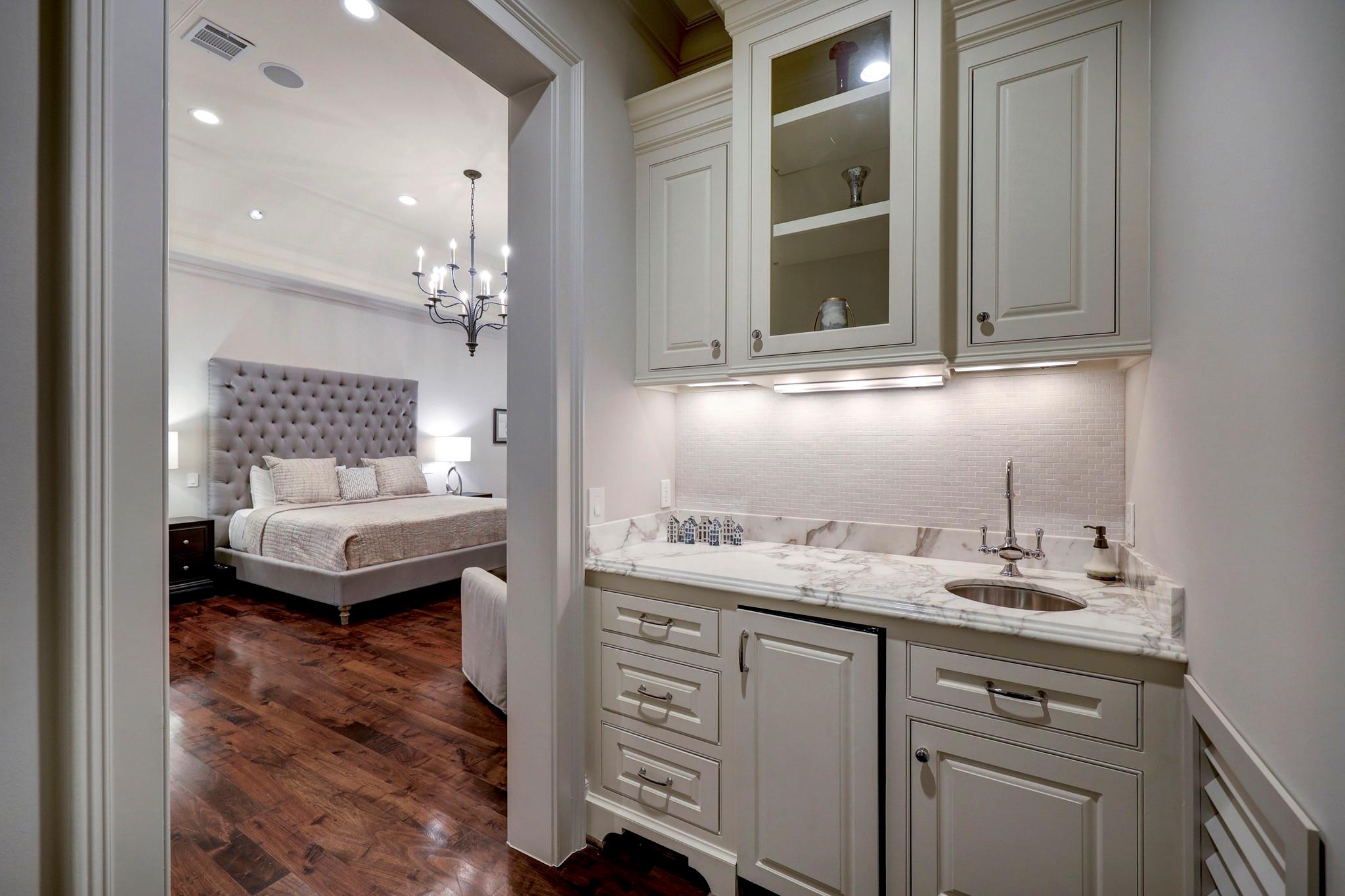 6644 Brompton Road