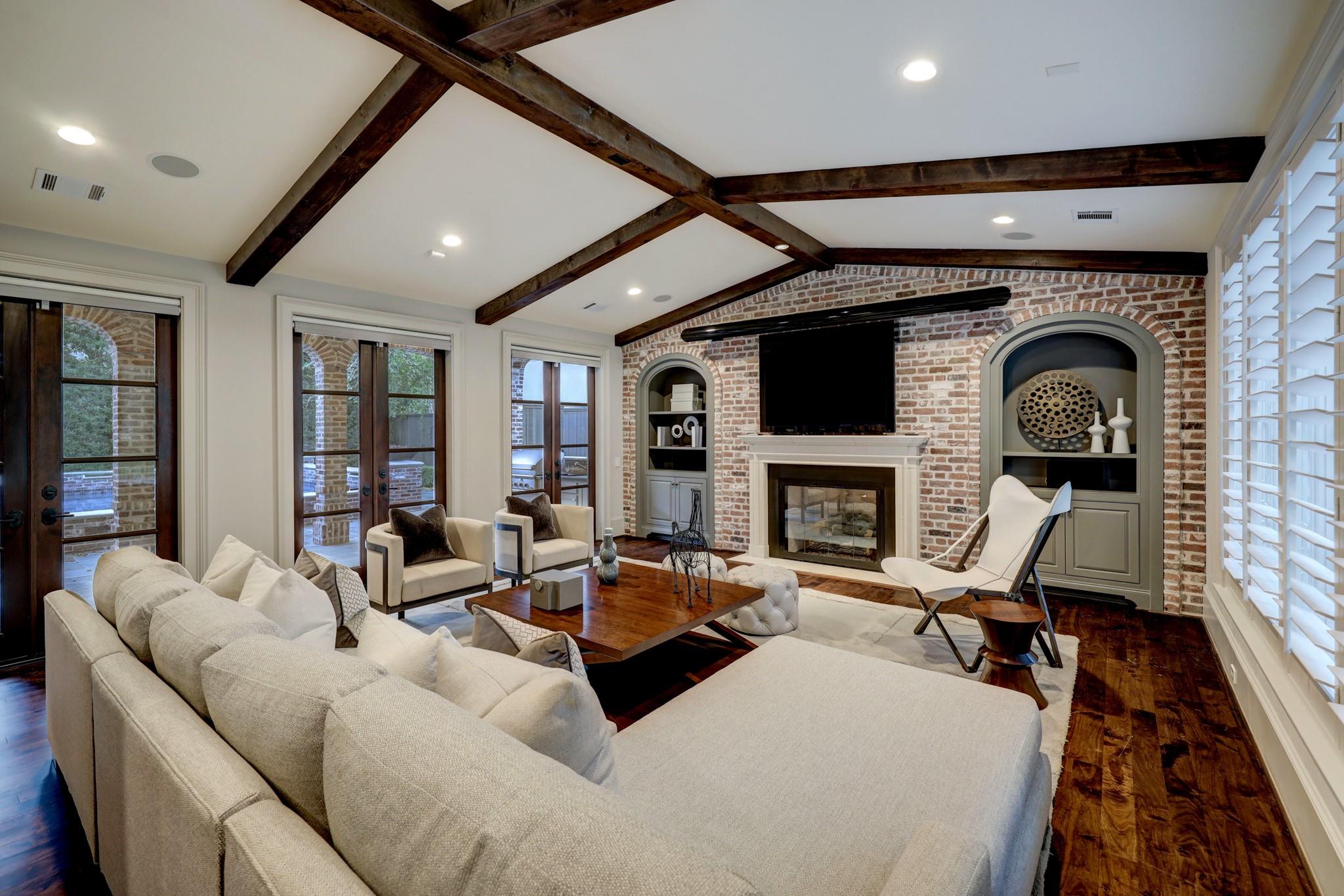 6644 Brompton Road