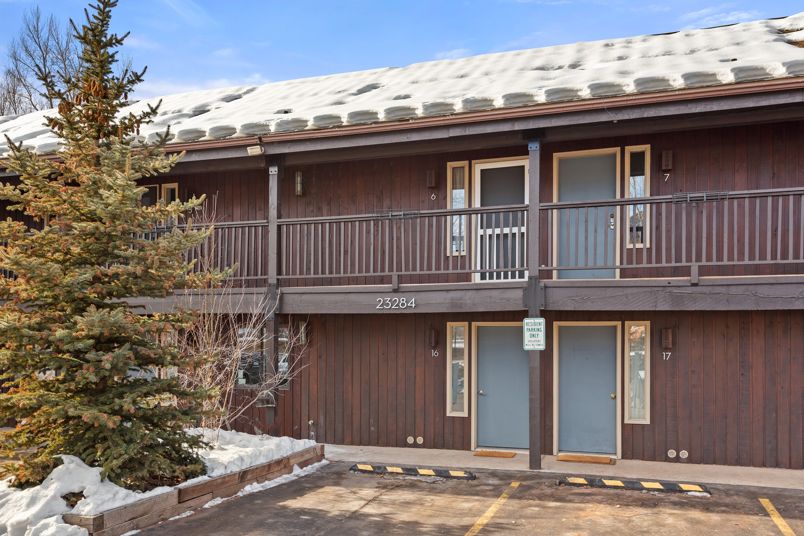 23284 Two Rivers Road 06A