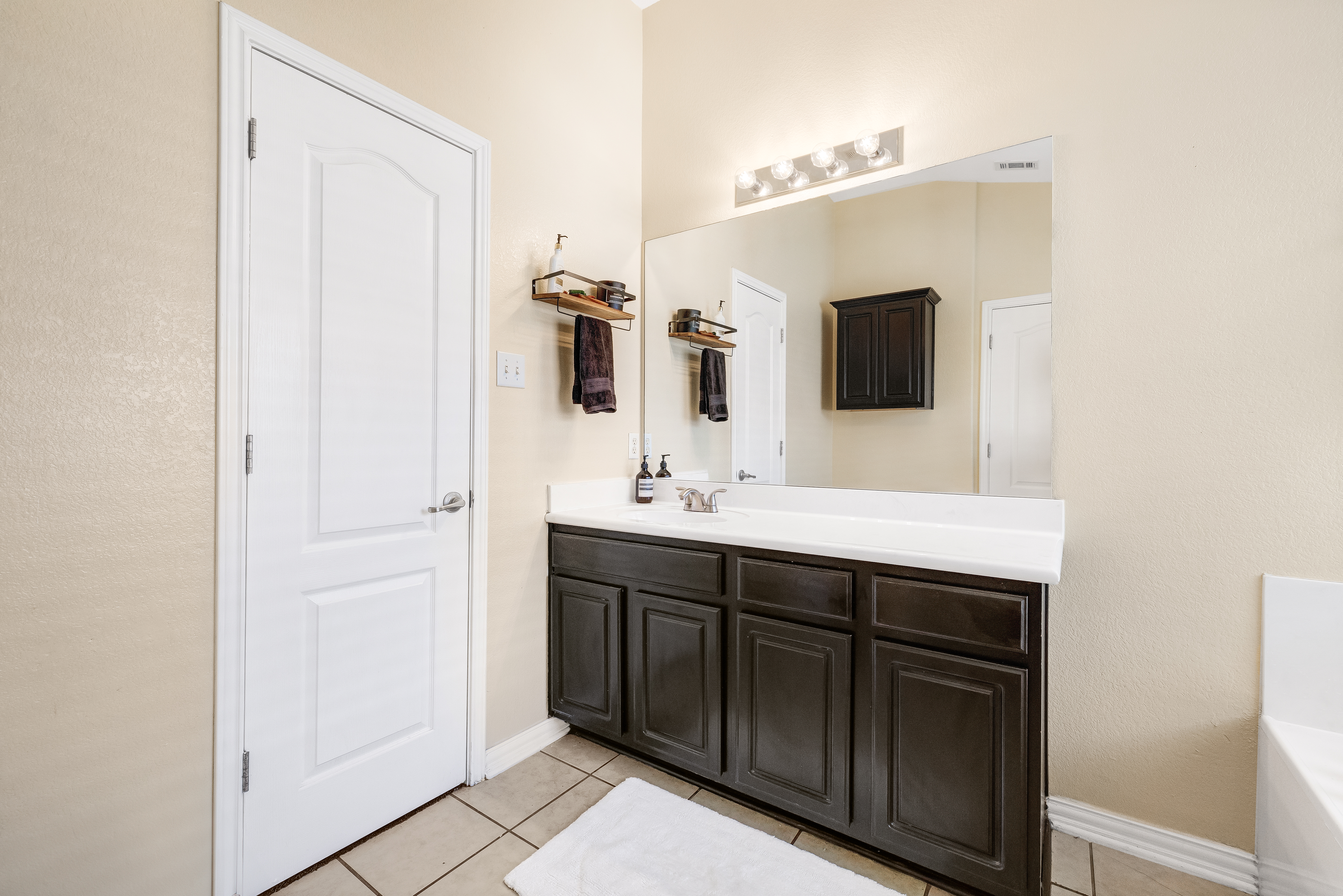 12105 Buzz Schneider Lane 