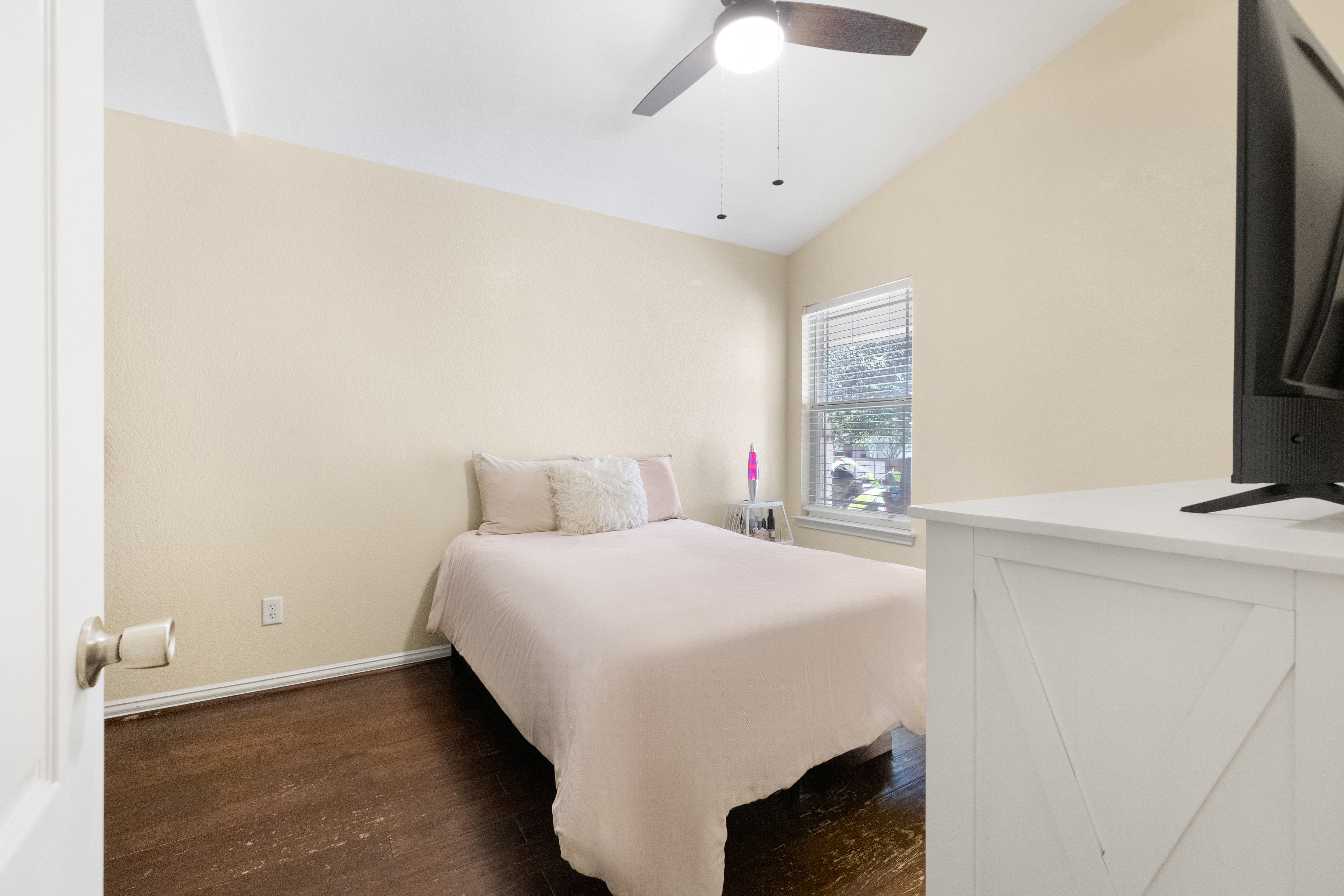 12105 Buzz Schneider Lane 