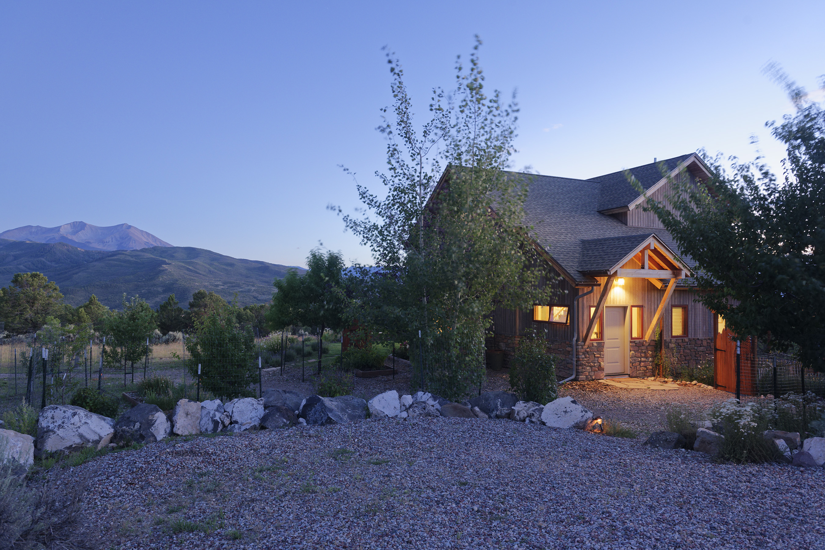 1200 Sunset Lane 