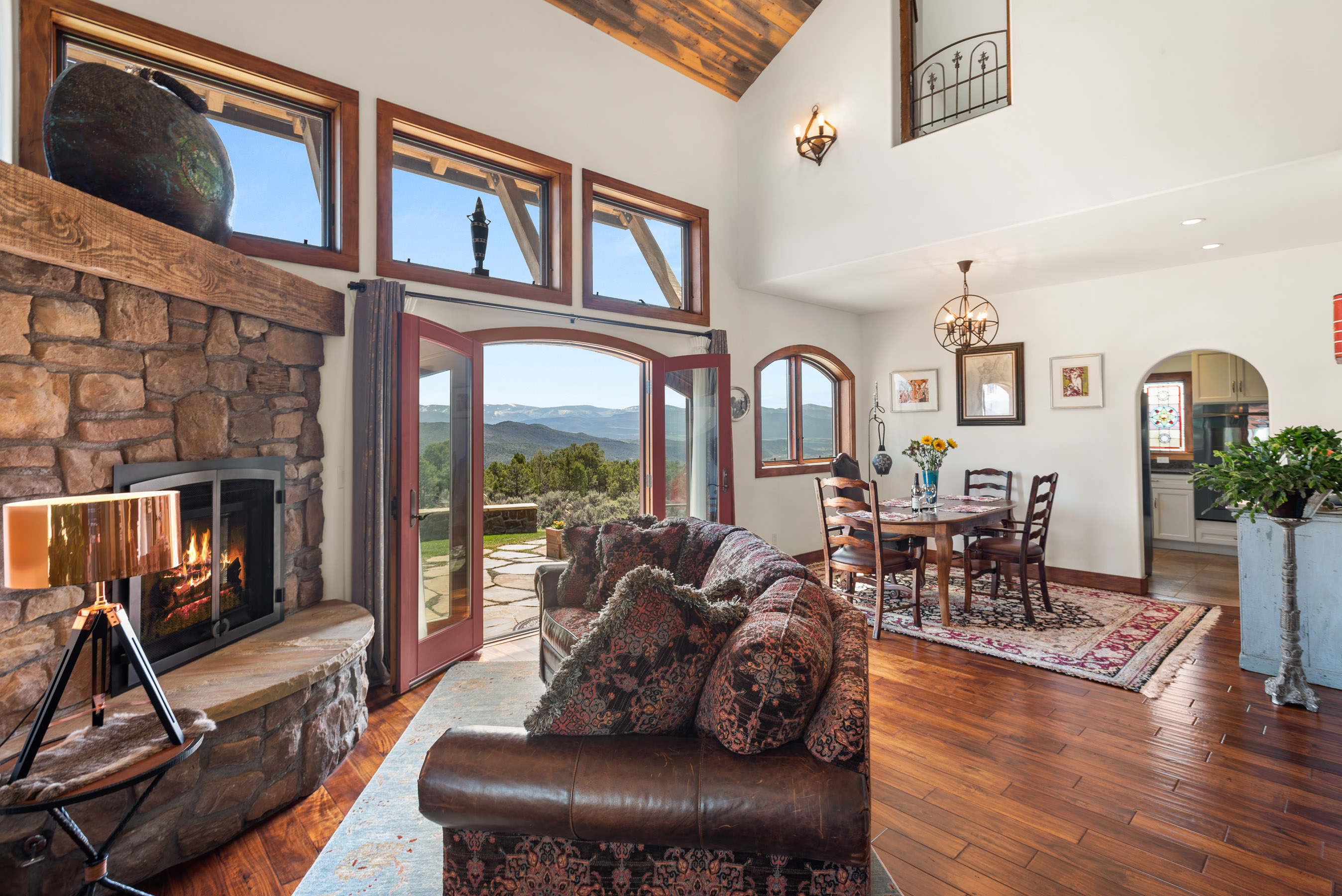 1200 Sunset Lane 