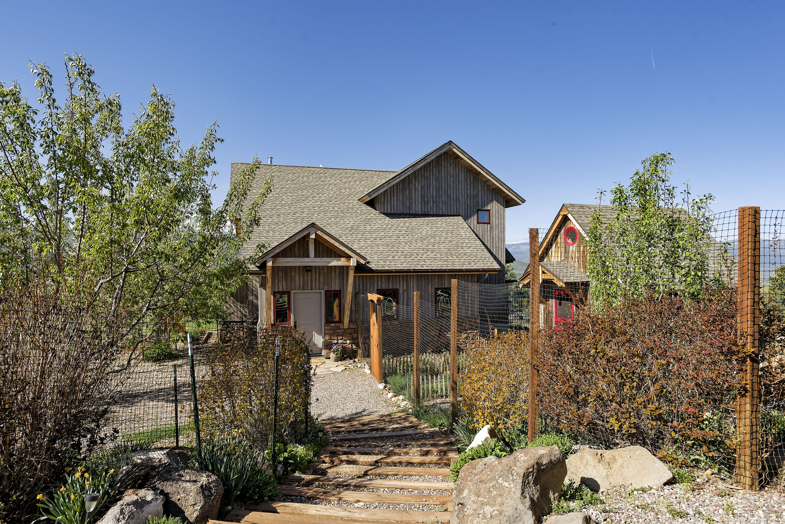1200 Sunset Lane 
