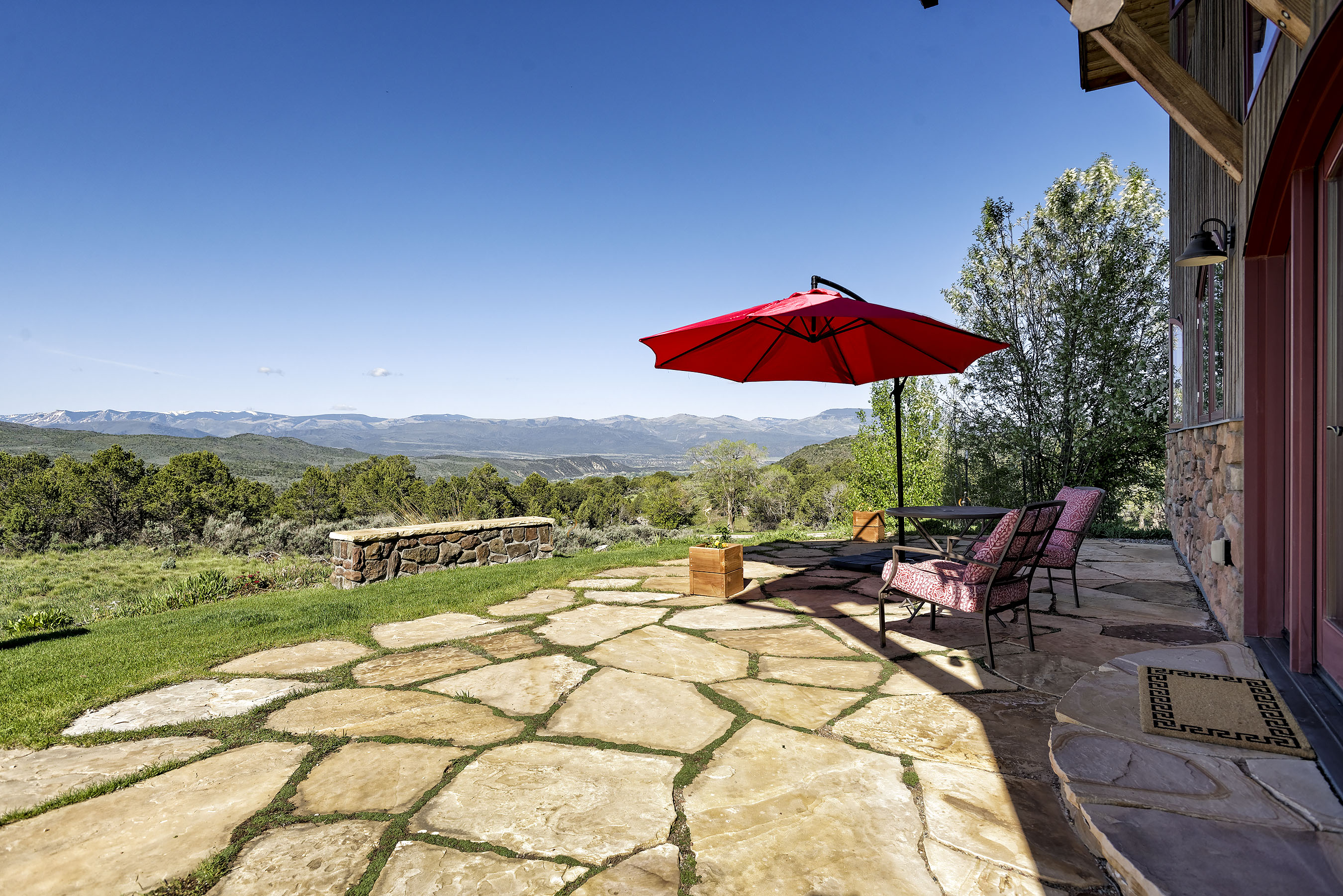 1200 Sunset Lane 