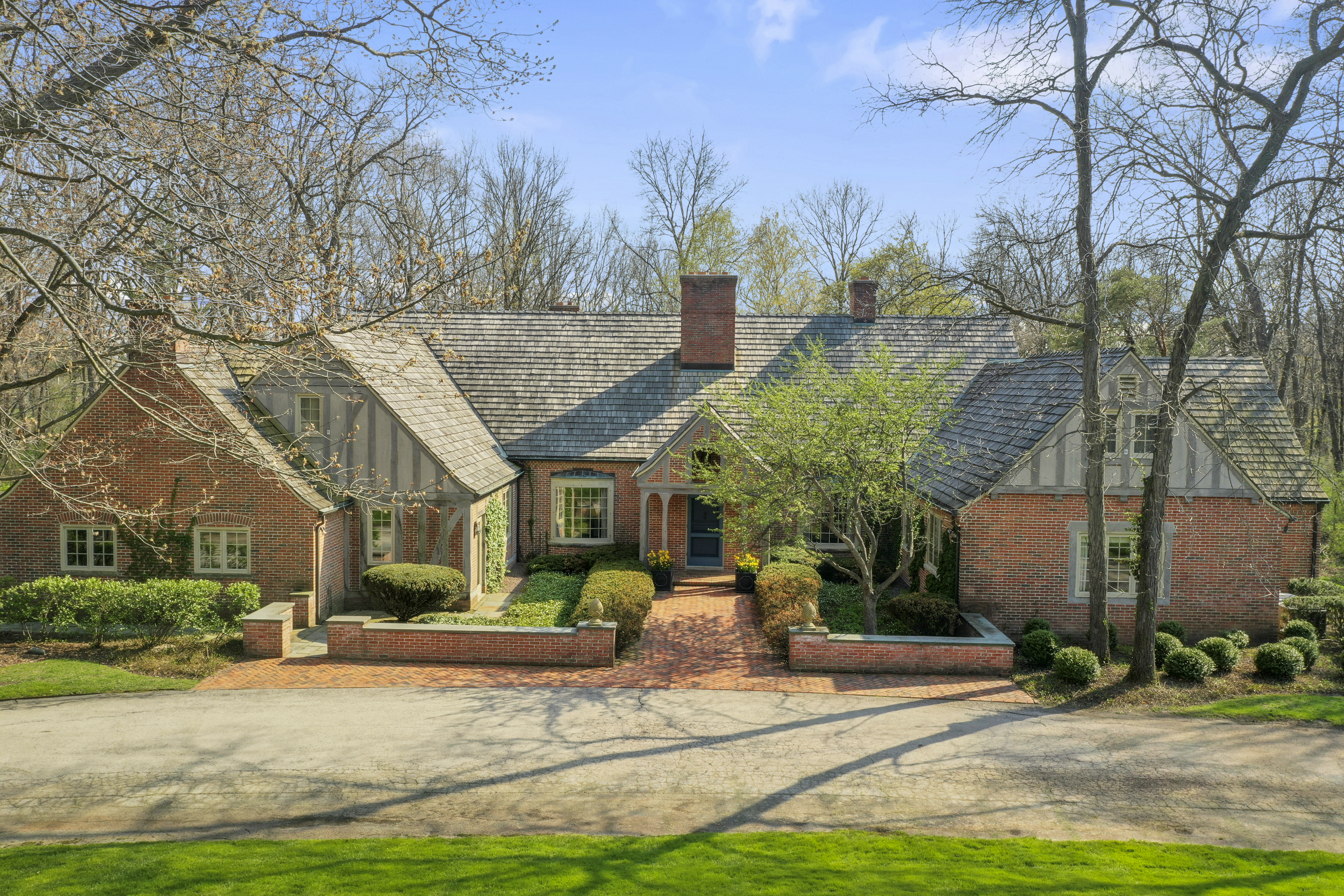 8545 N. River Rd. 