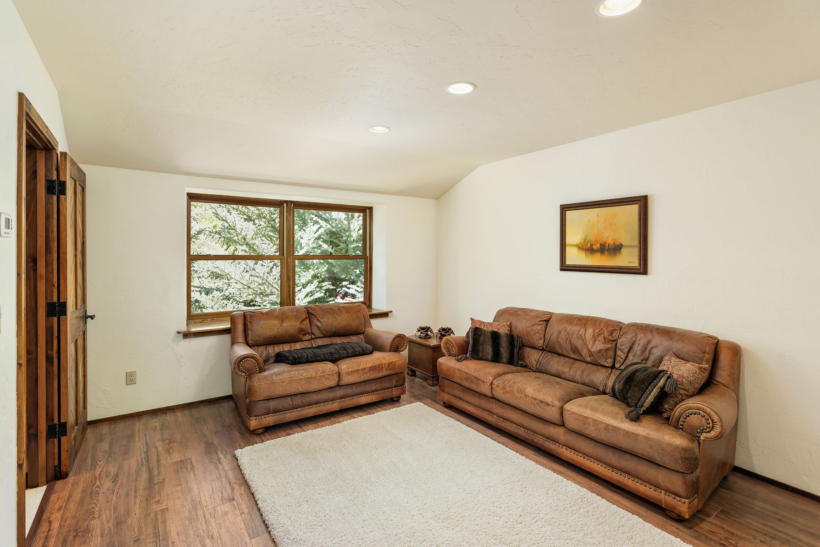 1021 Horse Ranch Drive 