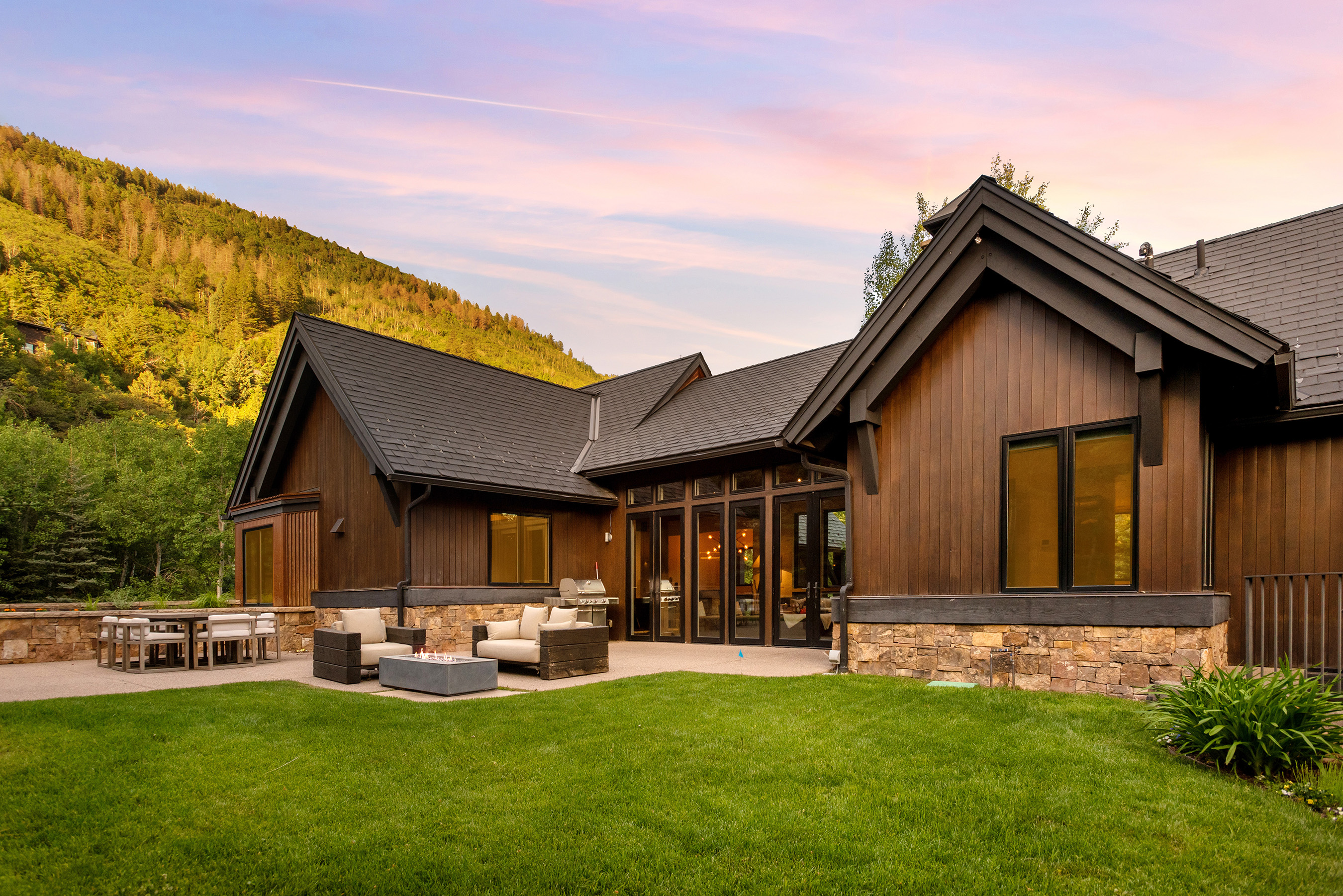 190 W Lupine Drive 