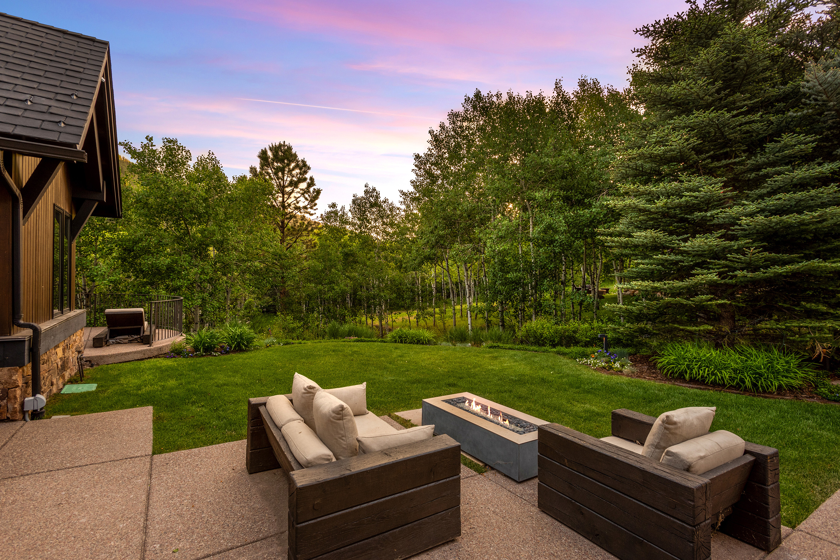 190 W Lupine Drive 