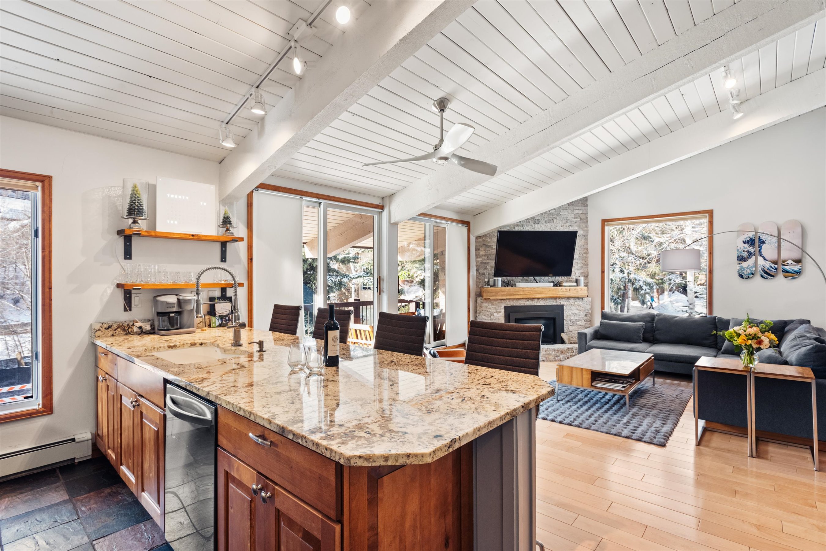 35 Upper Woodbridge Road Unit 7CD