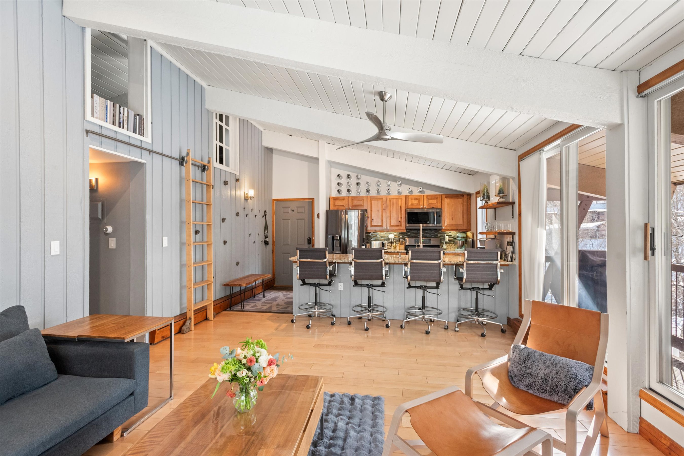 35 Upper Woodbridge Road Unit 7CD