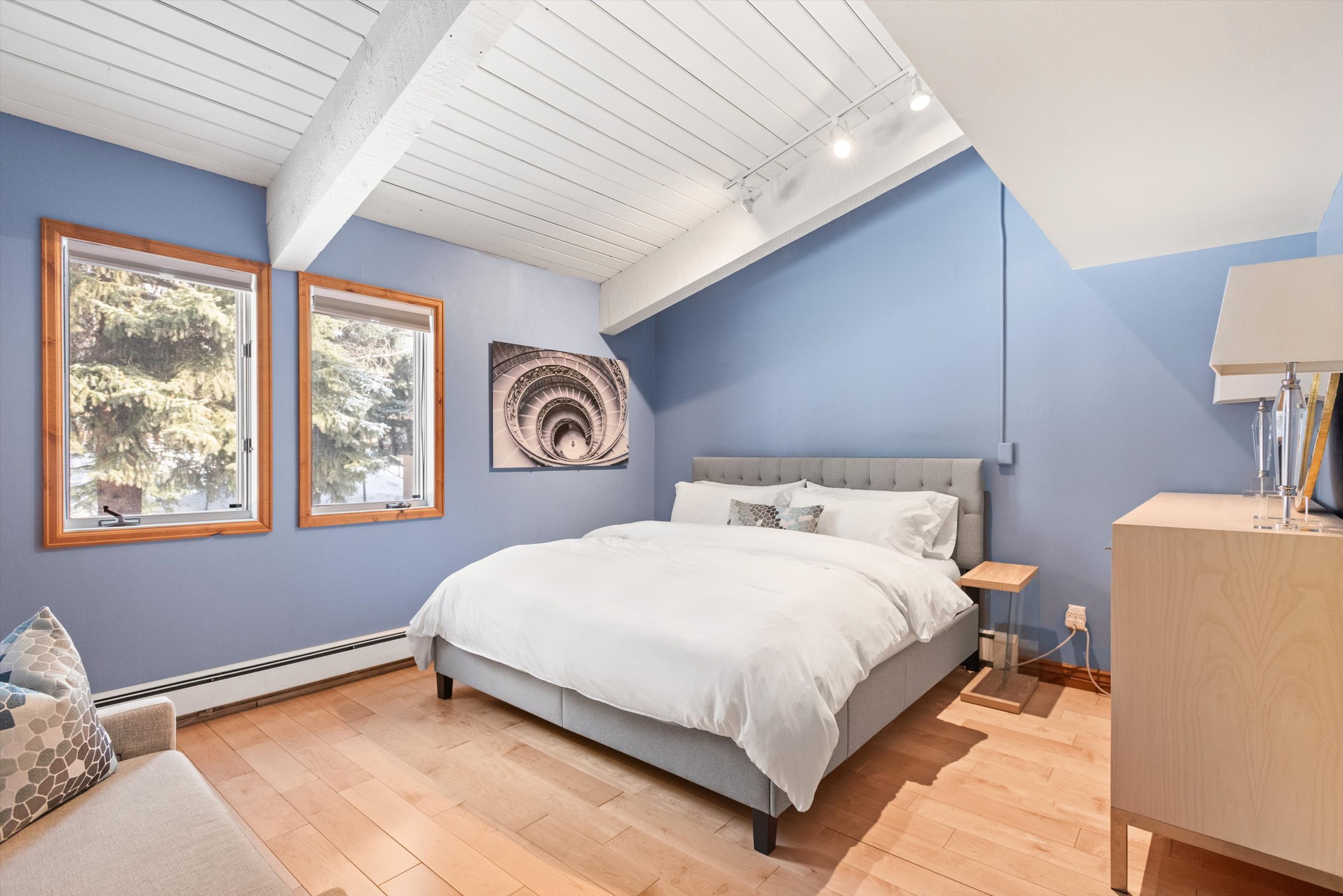35 Upper Woodbridge Road Unit 7CD