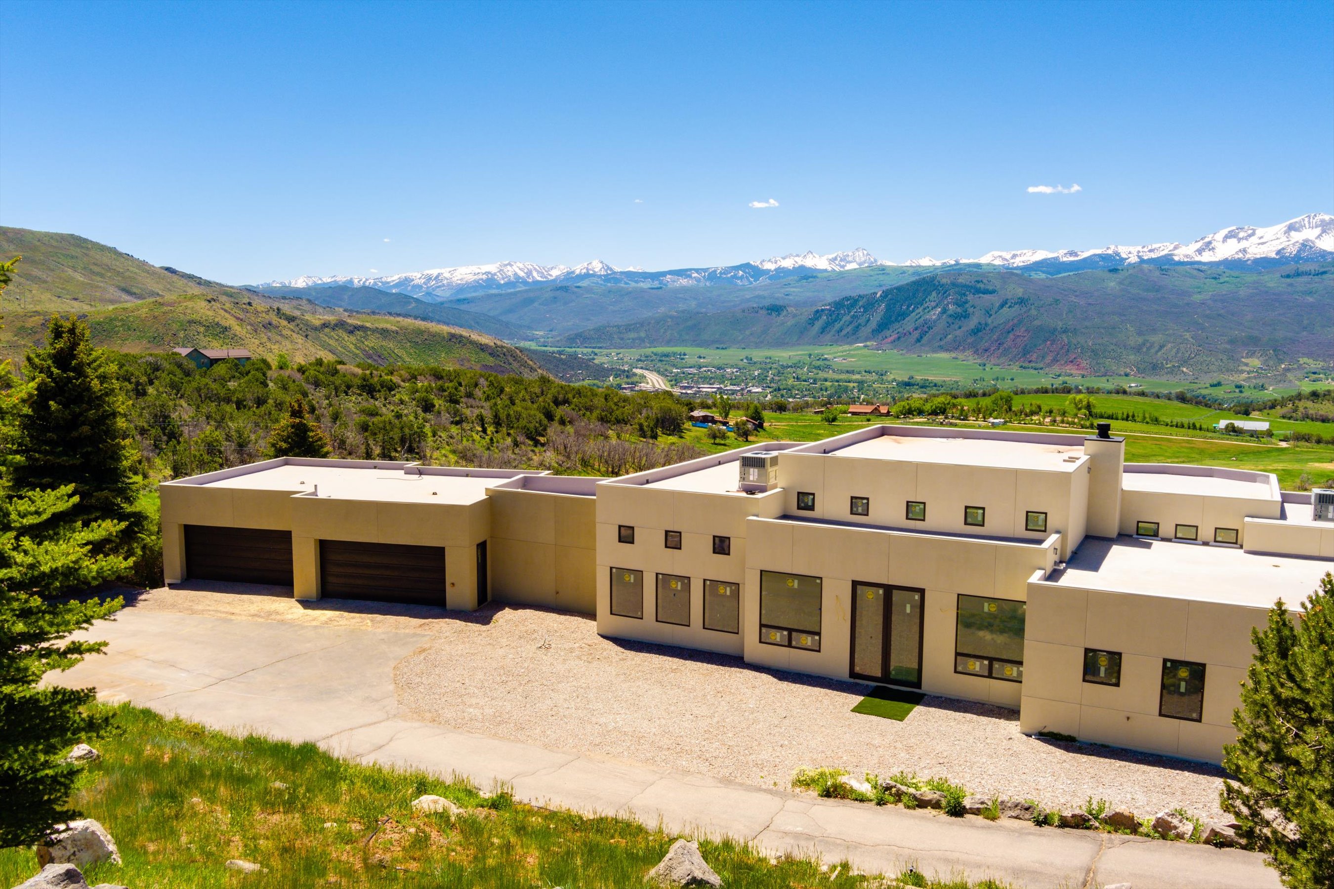 102 Blue Creek Trail 