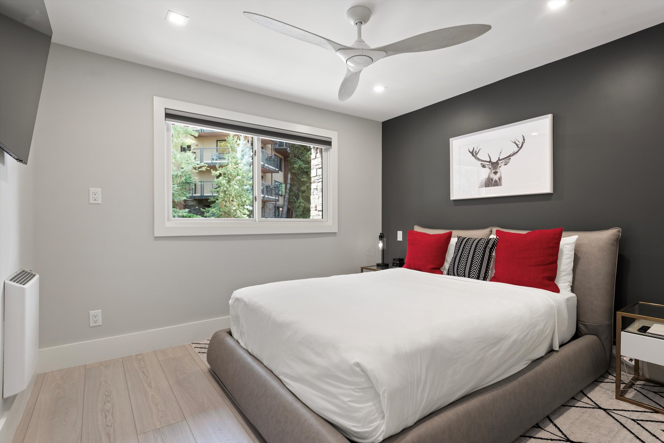 400 Wood Road H-2212