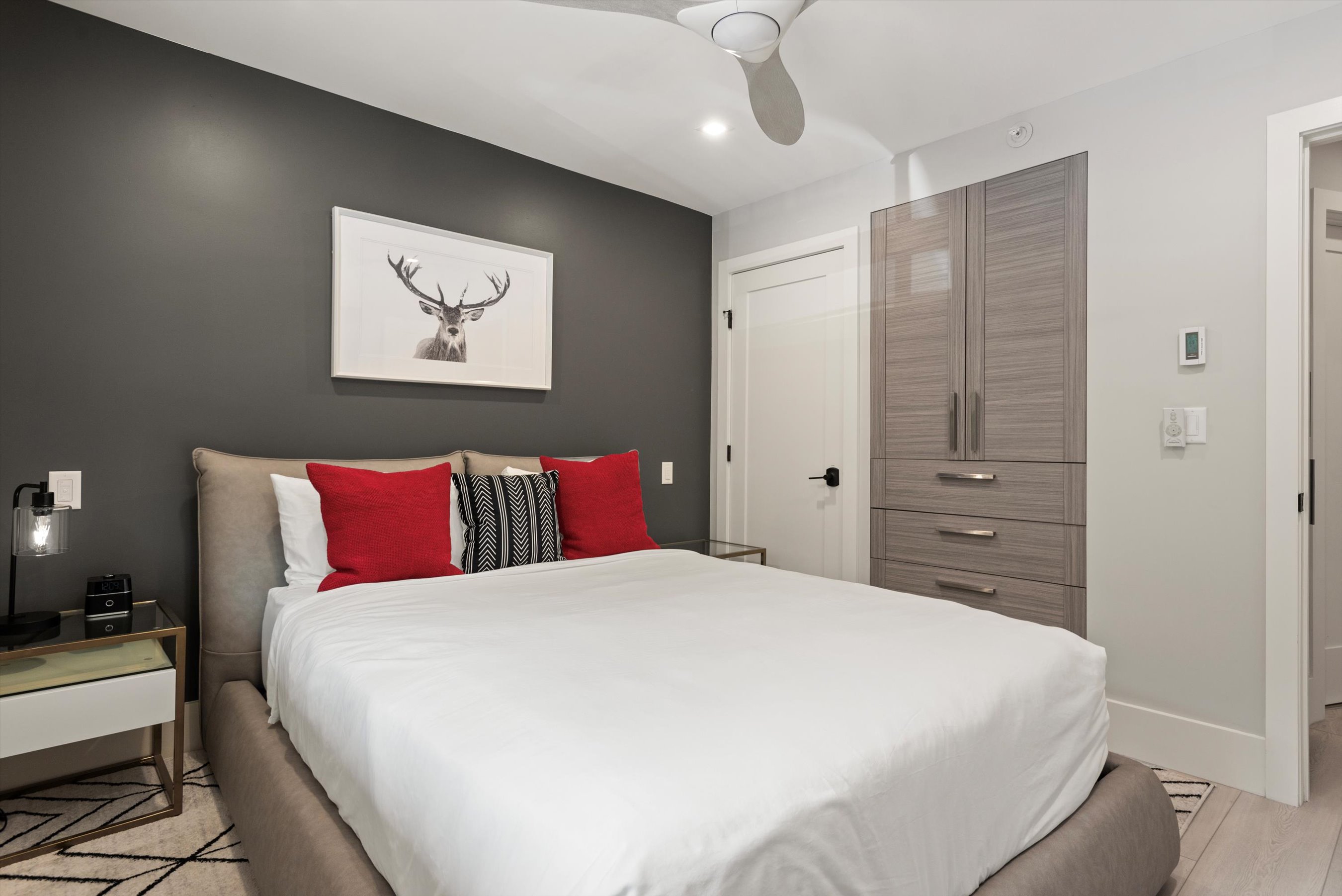400 Wood Road H-2212