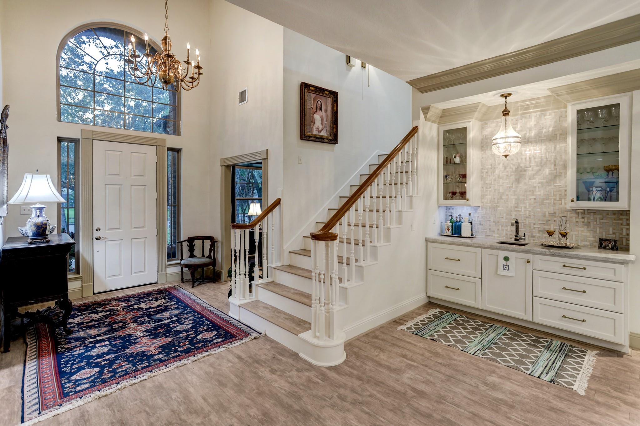 919 Oak Parkway Drive