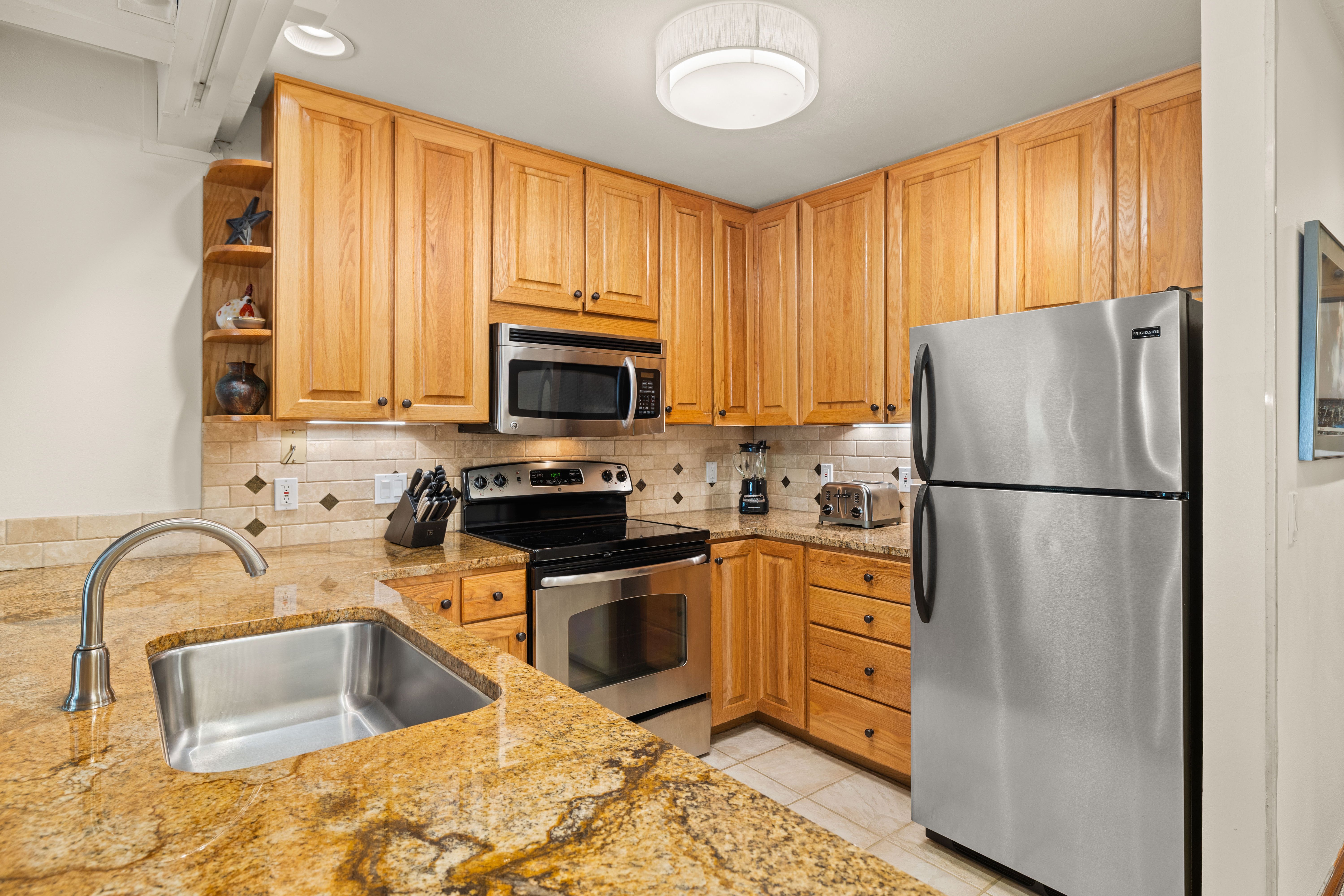 610 South West End Street Unit H202