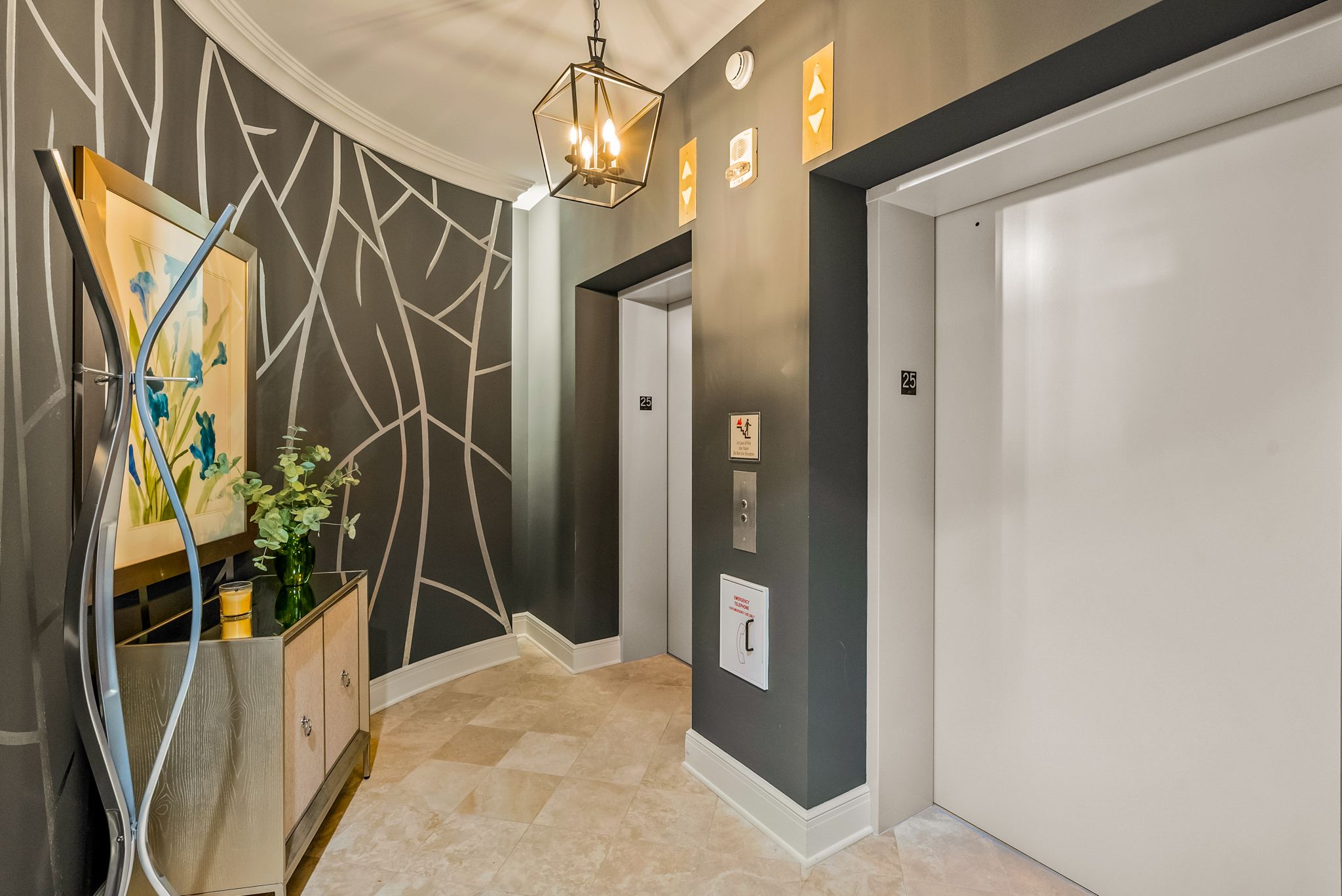 825 N. Prospect Ave. Unit 2502