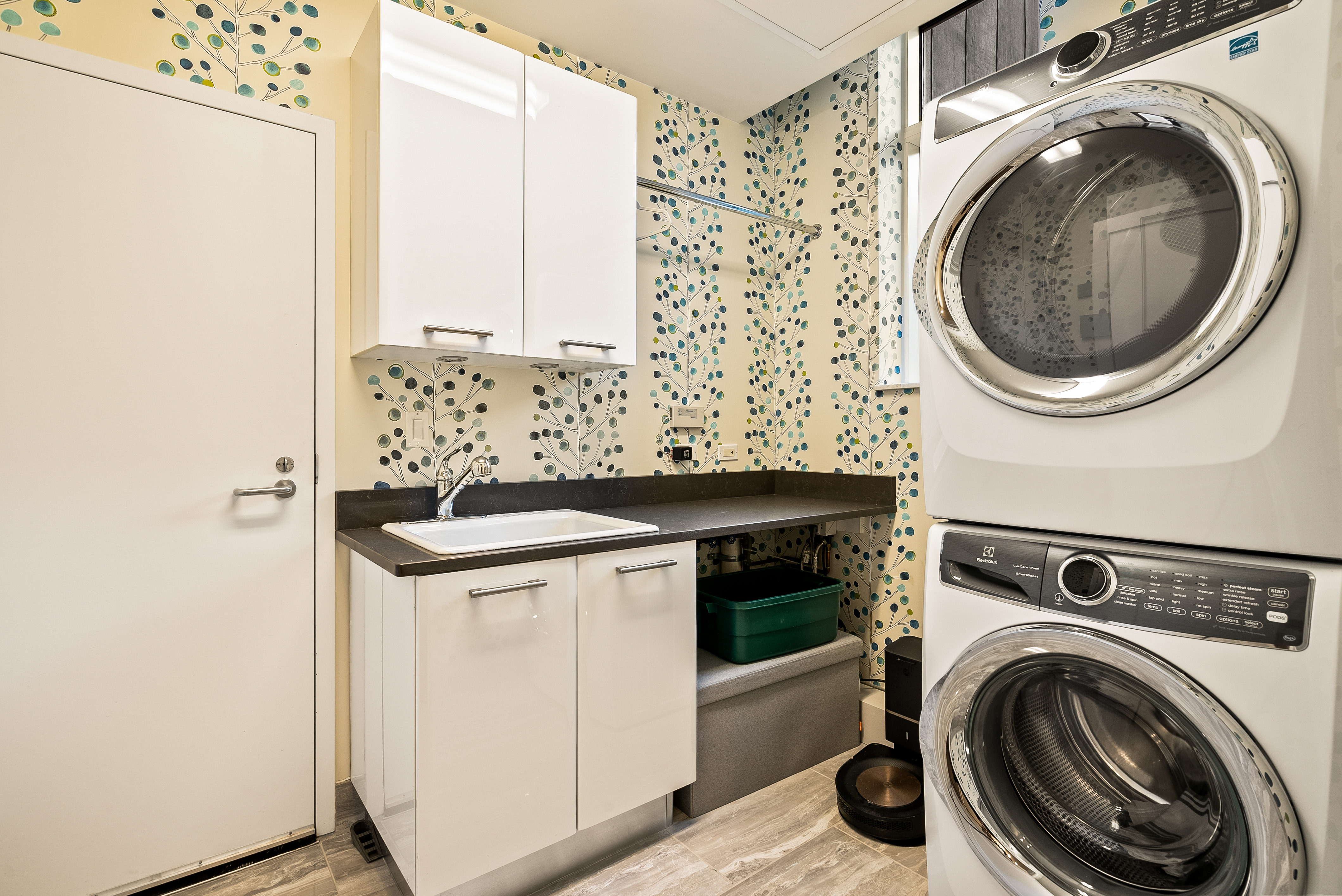825 N. Prospect Ave. Unit 401