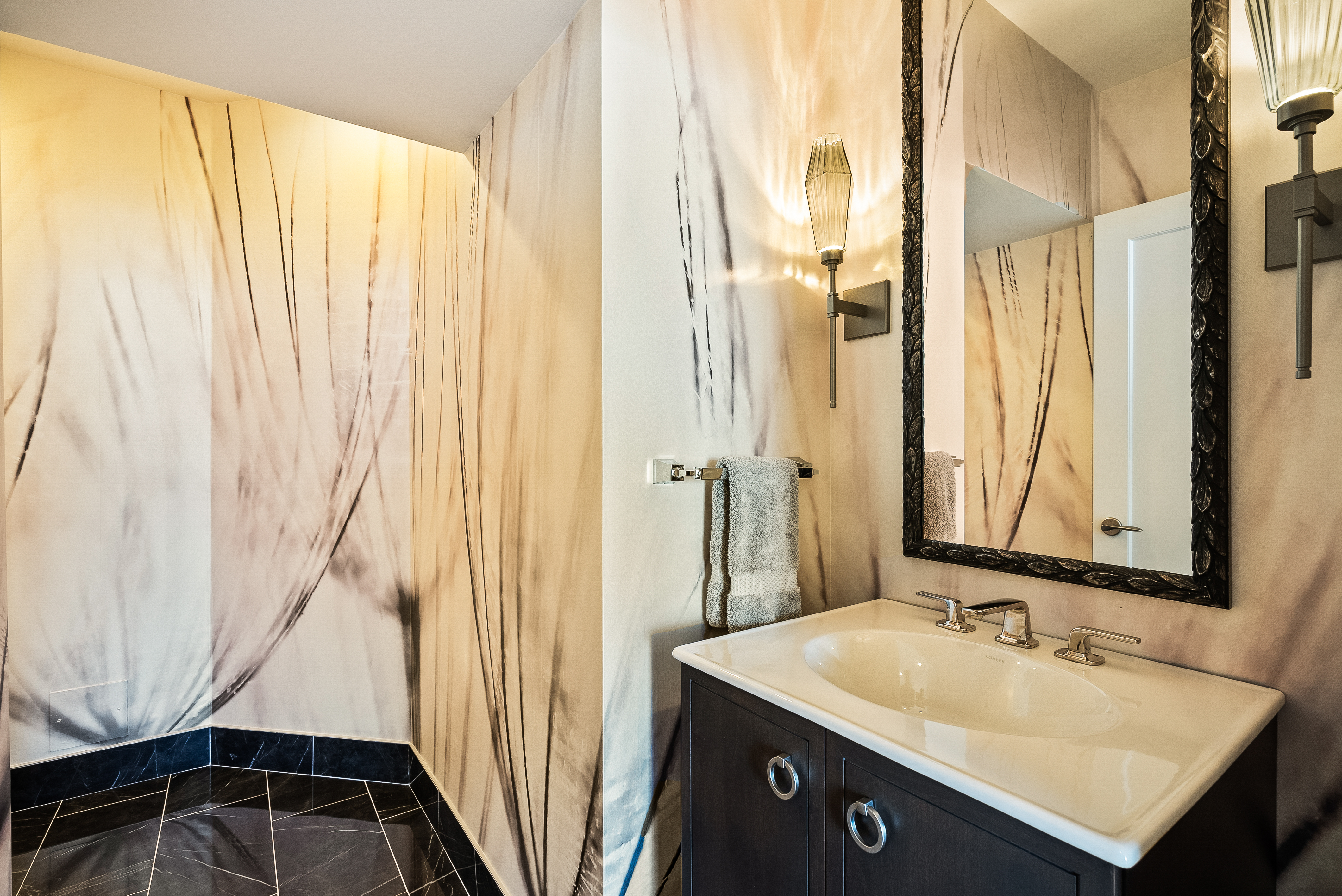825 N. Prospect Ave. Unit 401