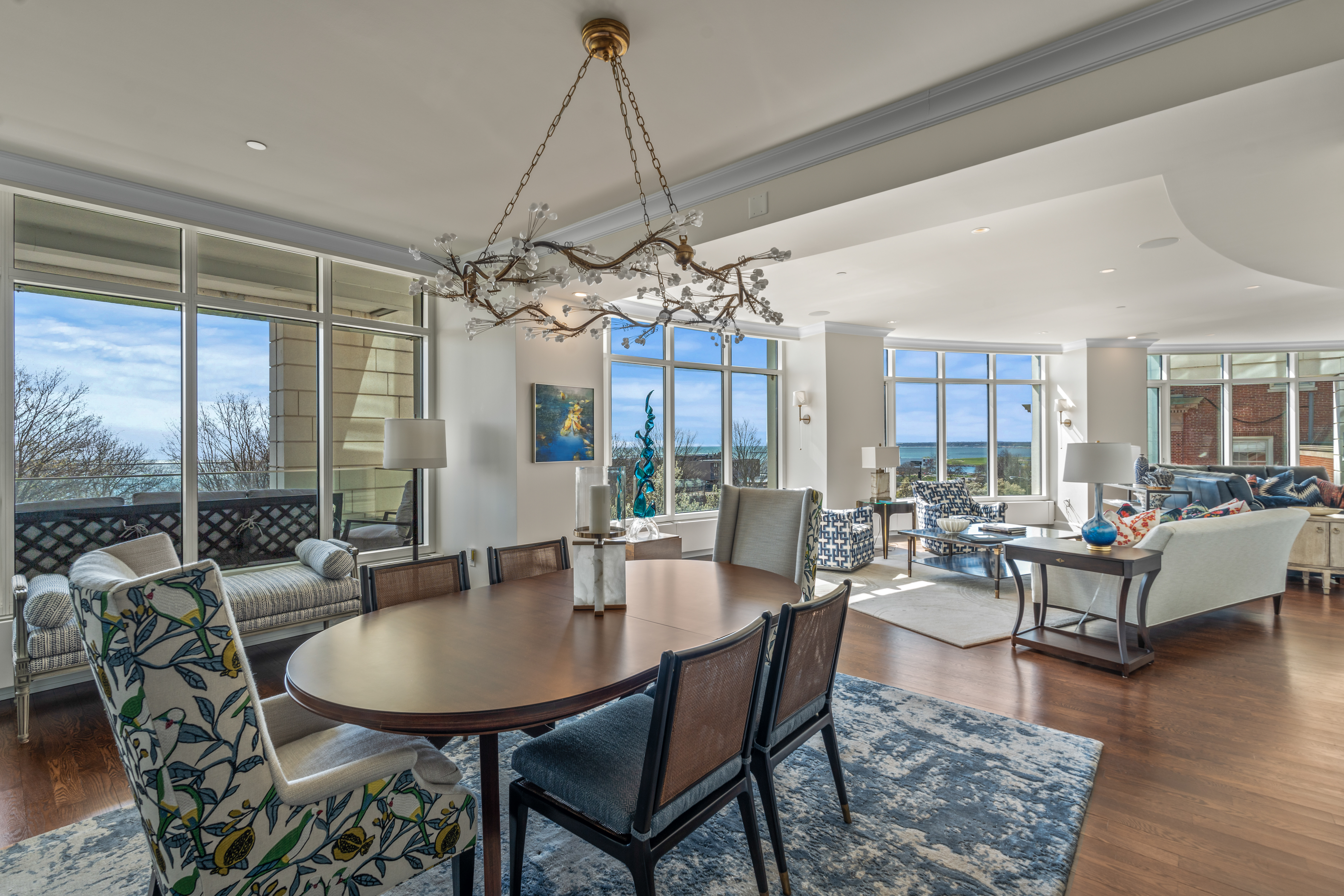 825 N. Prospect Ave. Unit 401