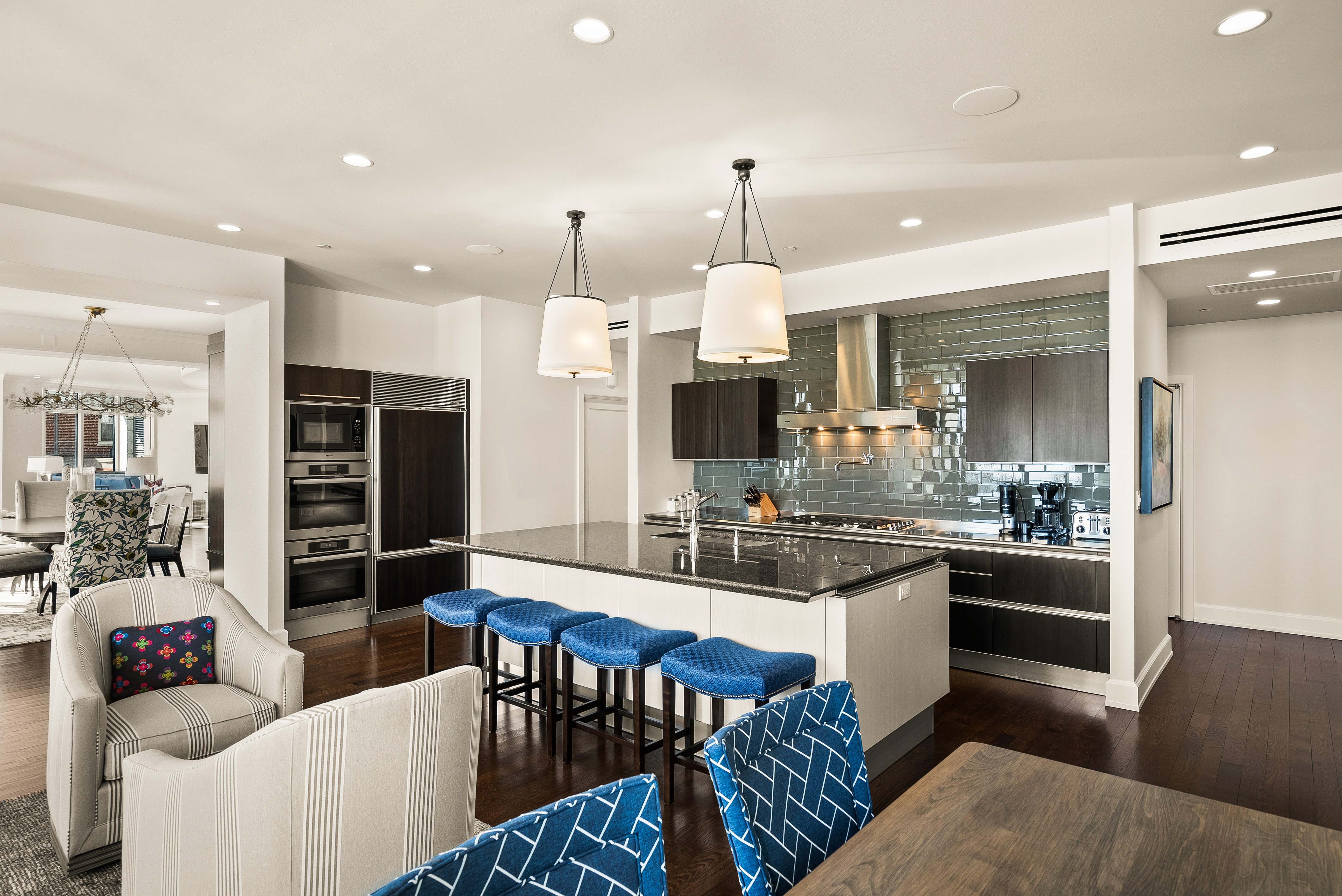 825 N. Prospect Ave. Unit 401