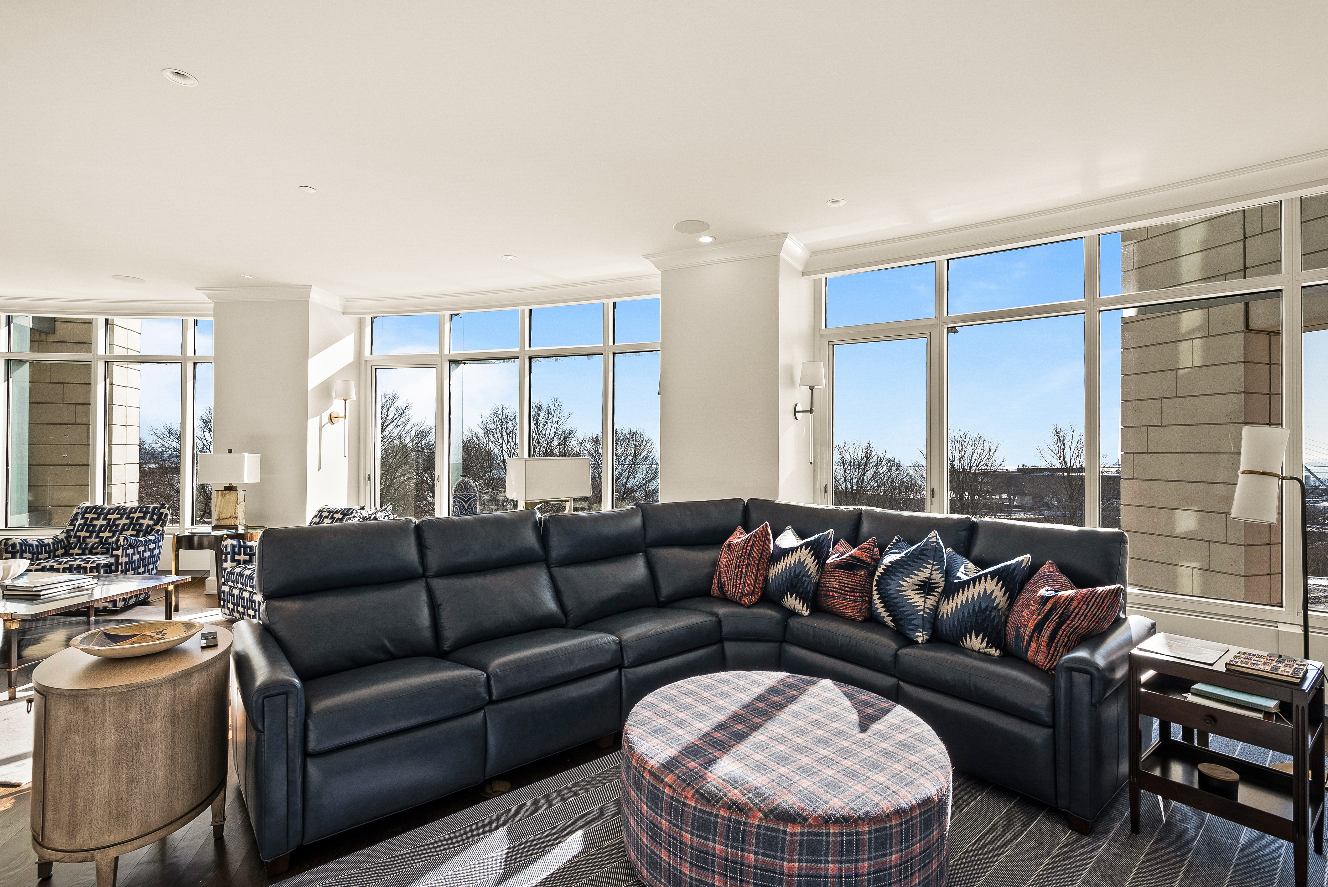 825 N. Prospect Ave. Unit 401