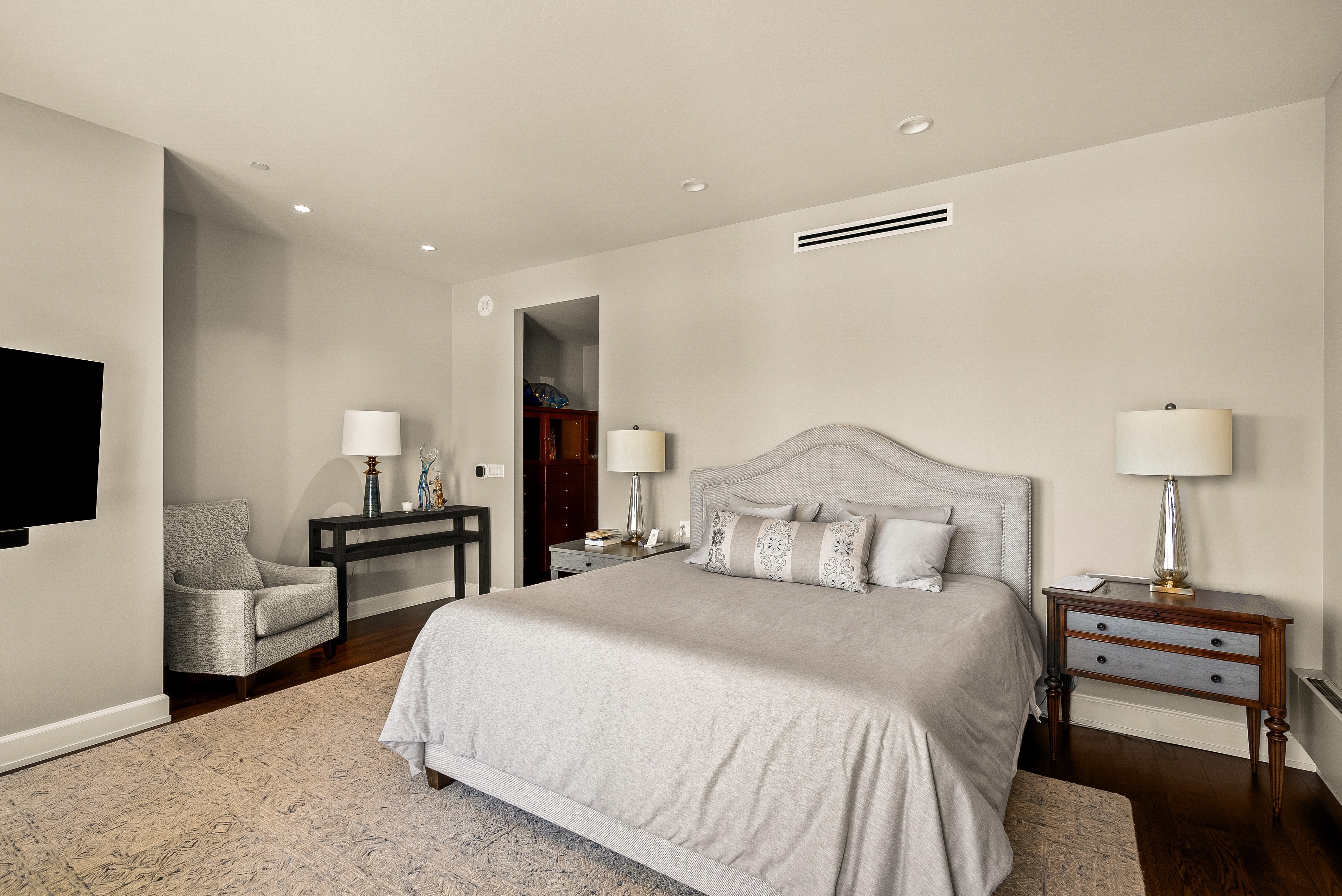 825 N. Prospect Ave. Unit 401