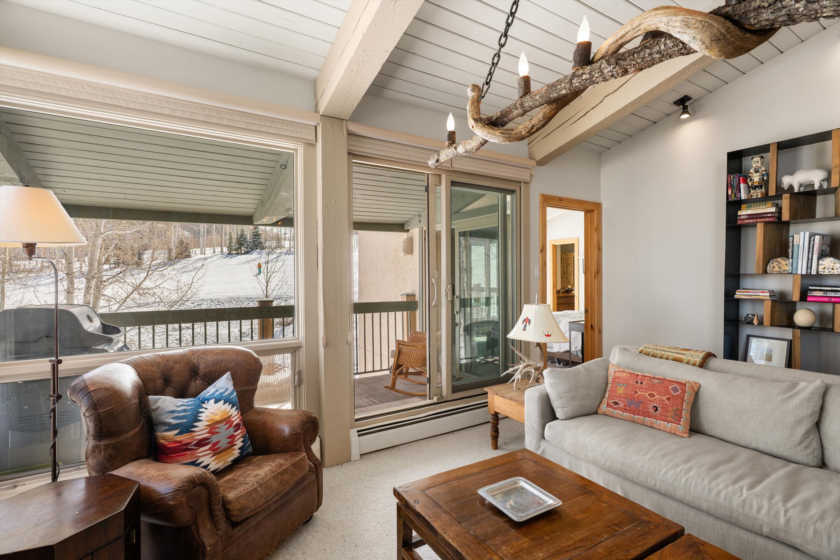 855 Carriage Way Unit 303 