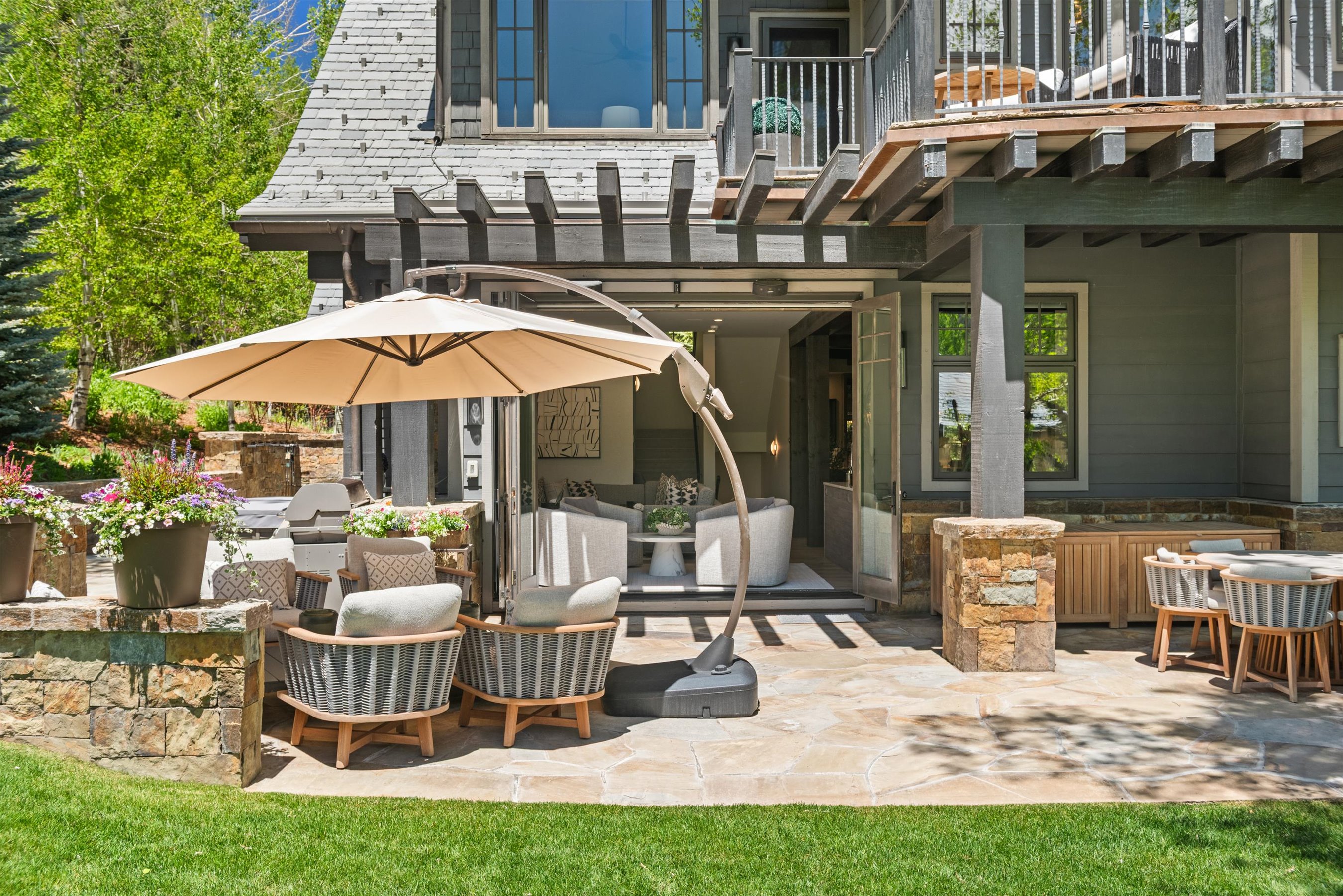15 South Willow Court 