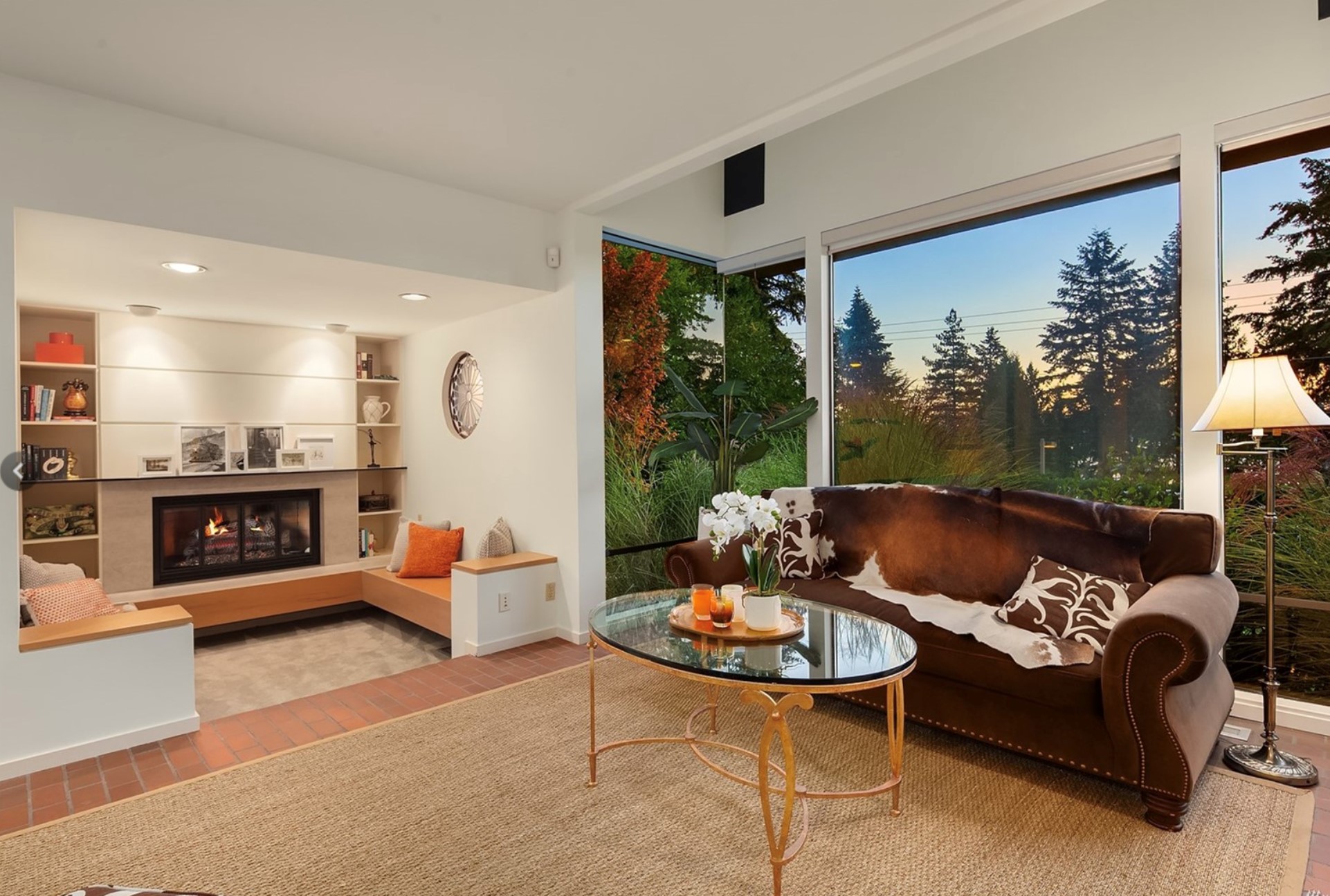 11 94th Ave NE
