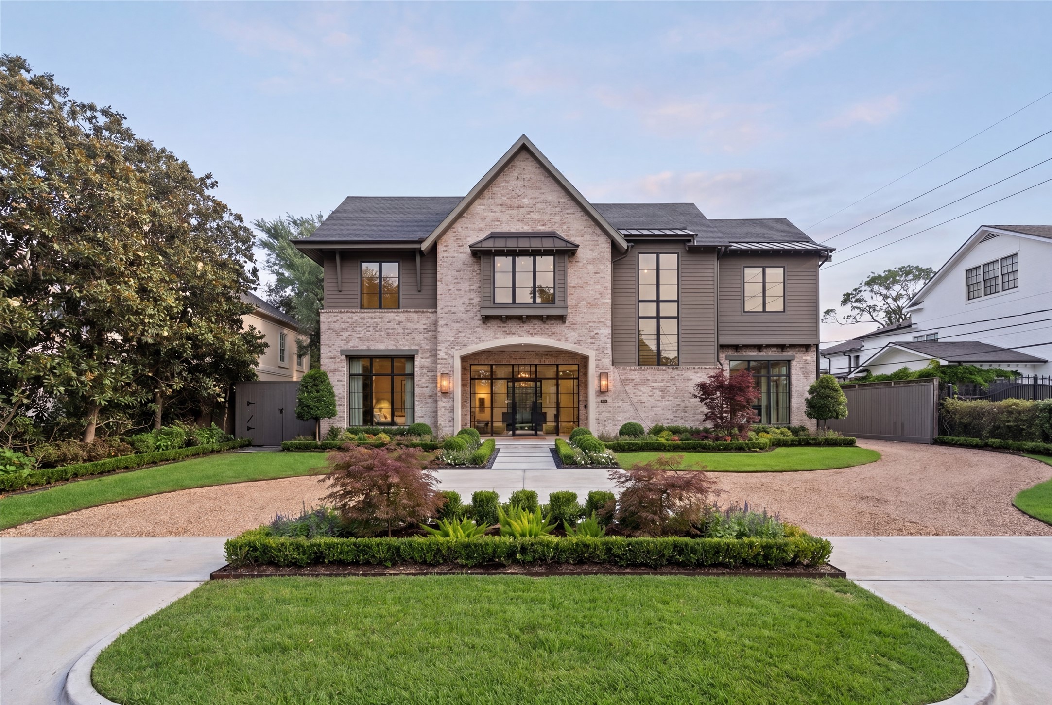 827 Rocky River Road 