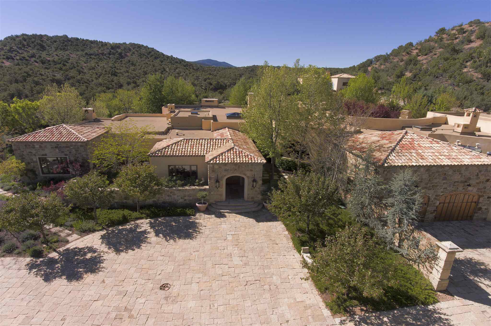 117 Tesuque Ridge