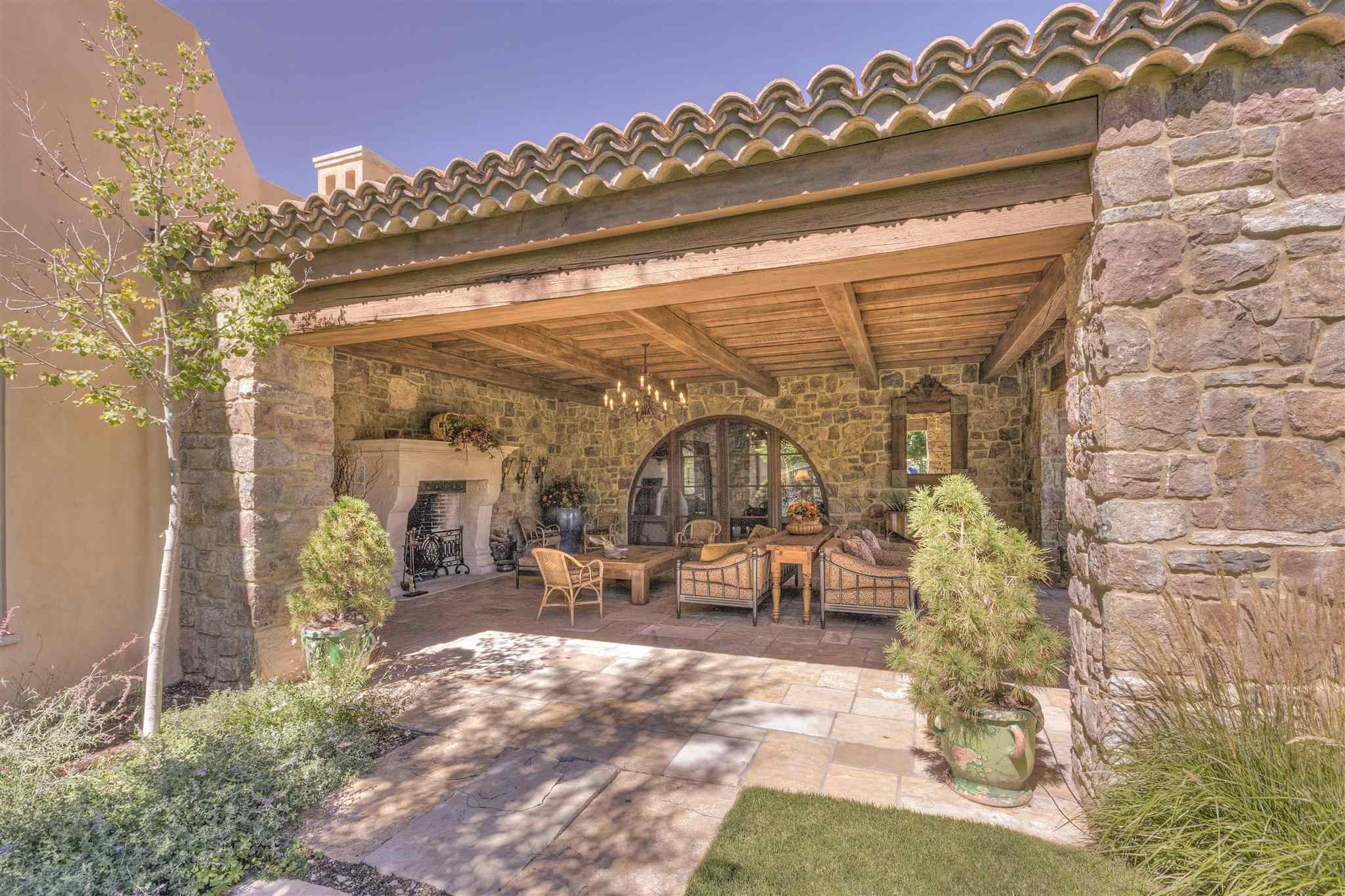 117 Tesuque Ridge
