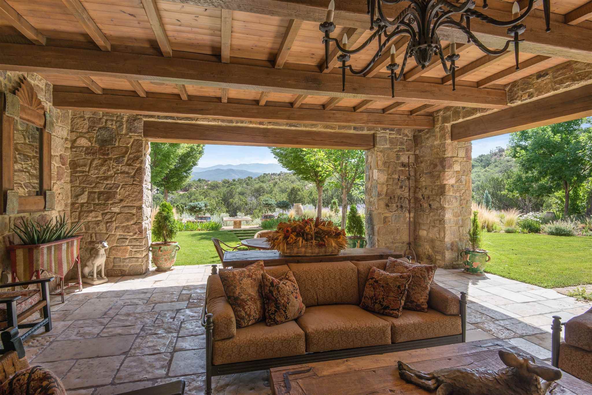 117 Tesuque Ridge
