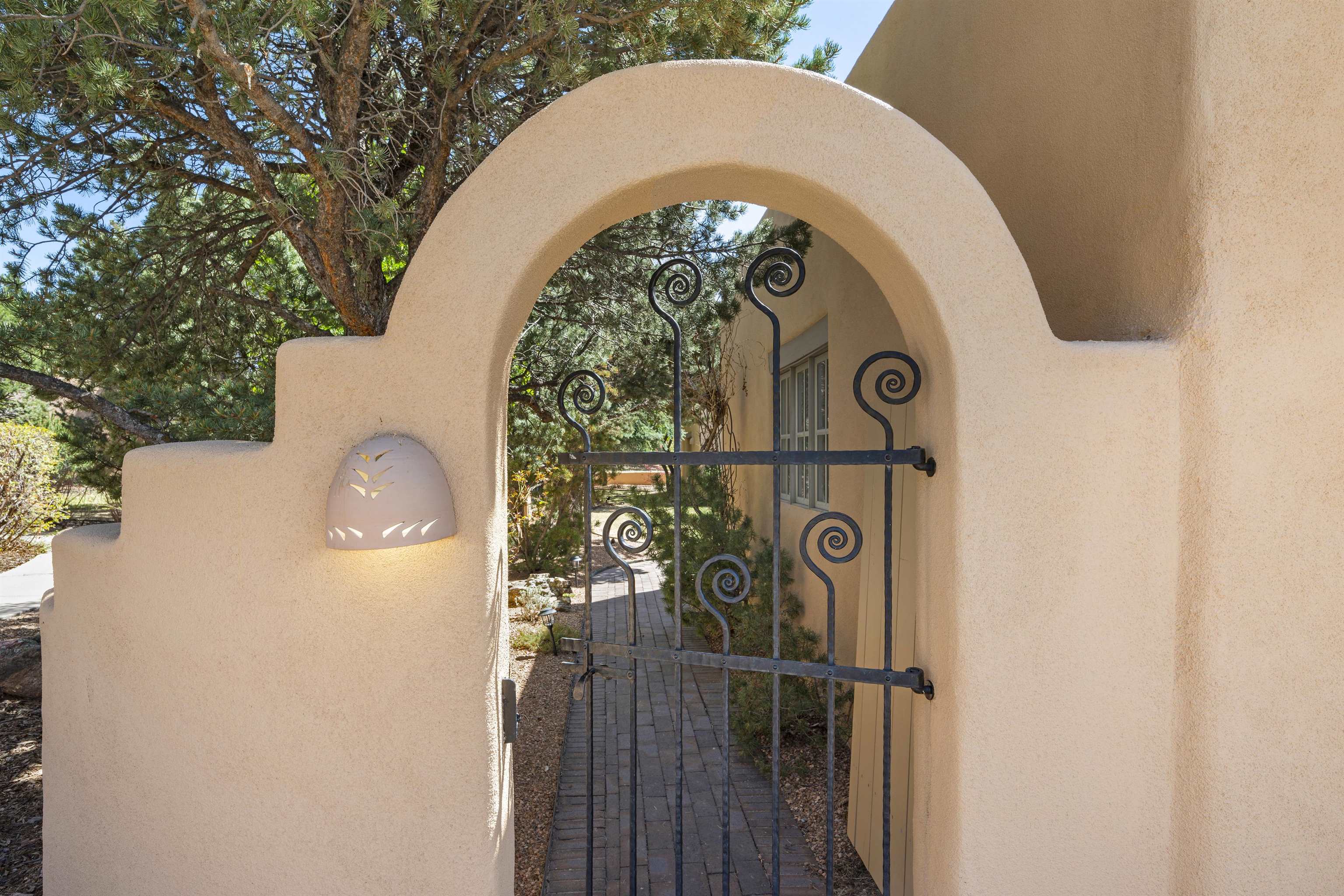 3101 Old Pecos Trail #612