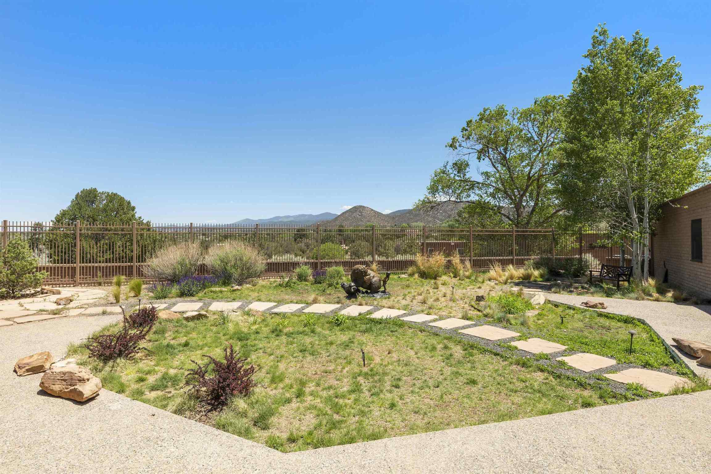 126 Ridgecrest