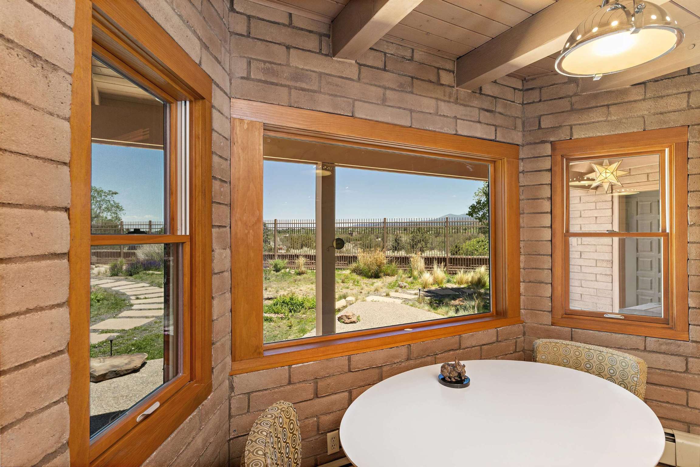 126 Ridgecrest