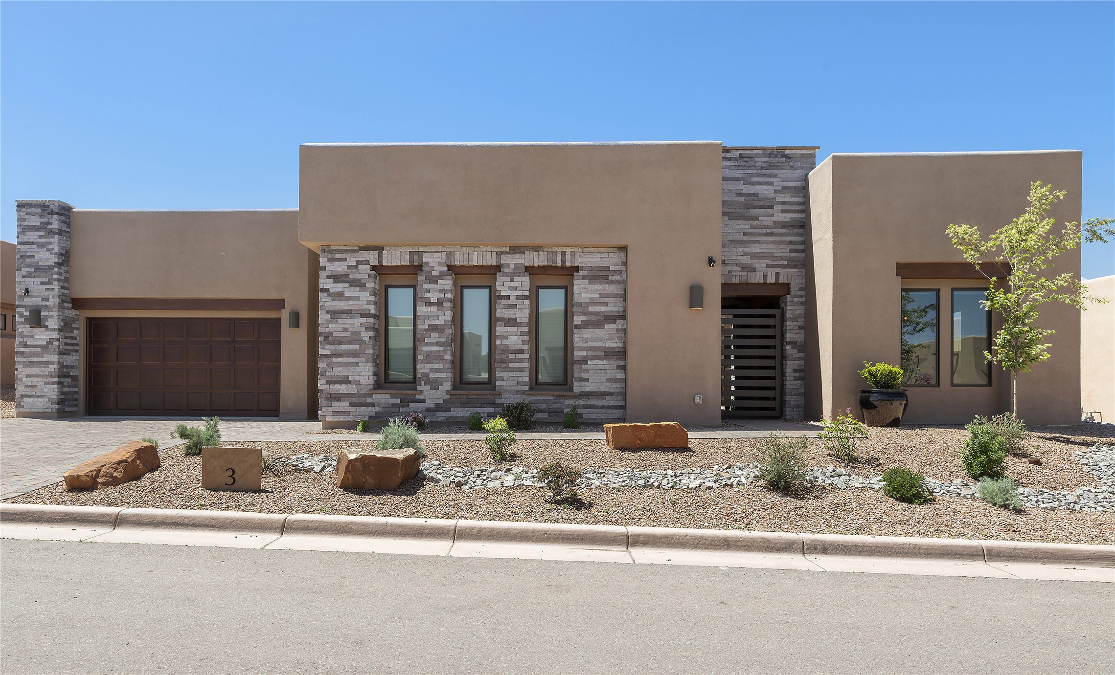 3 Trasera Court
