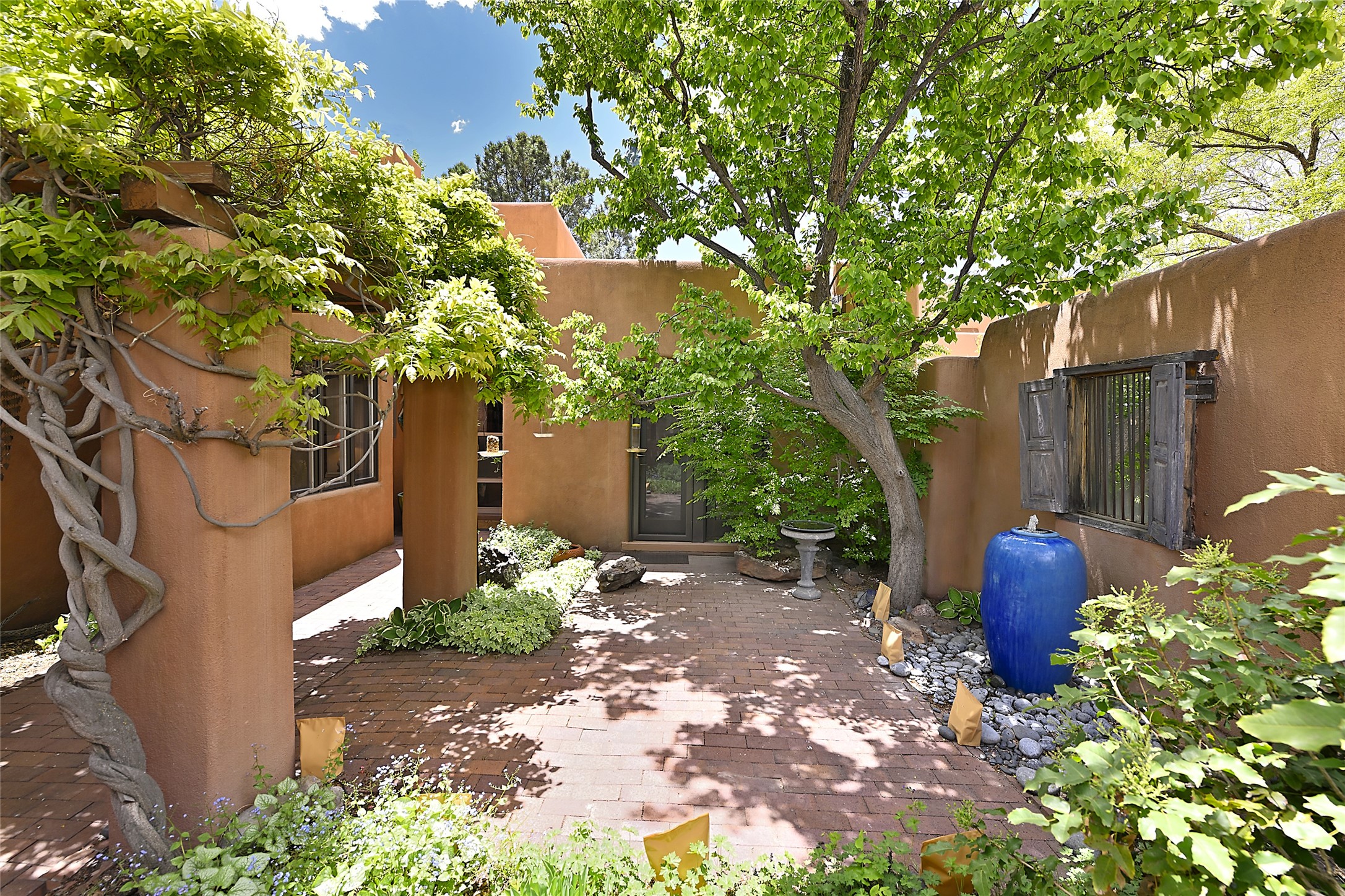 716 Calle Del Resplandor