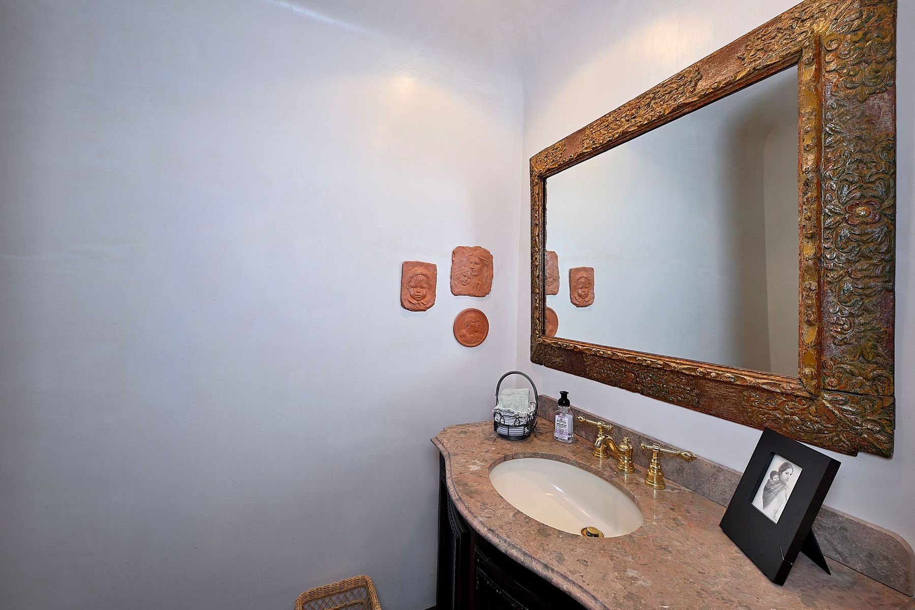 1021 Old Santa Fe Trail