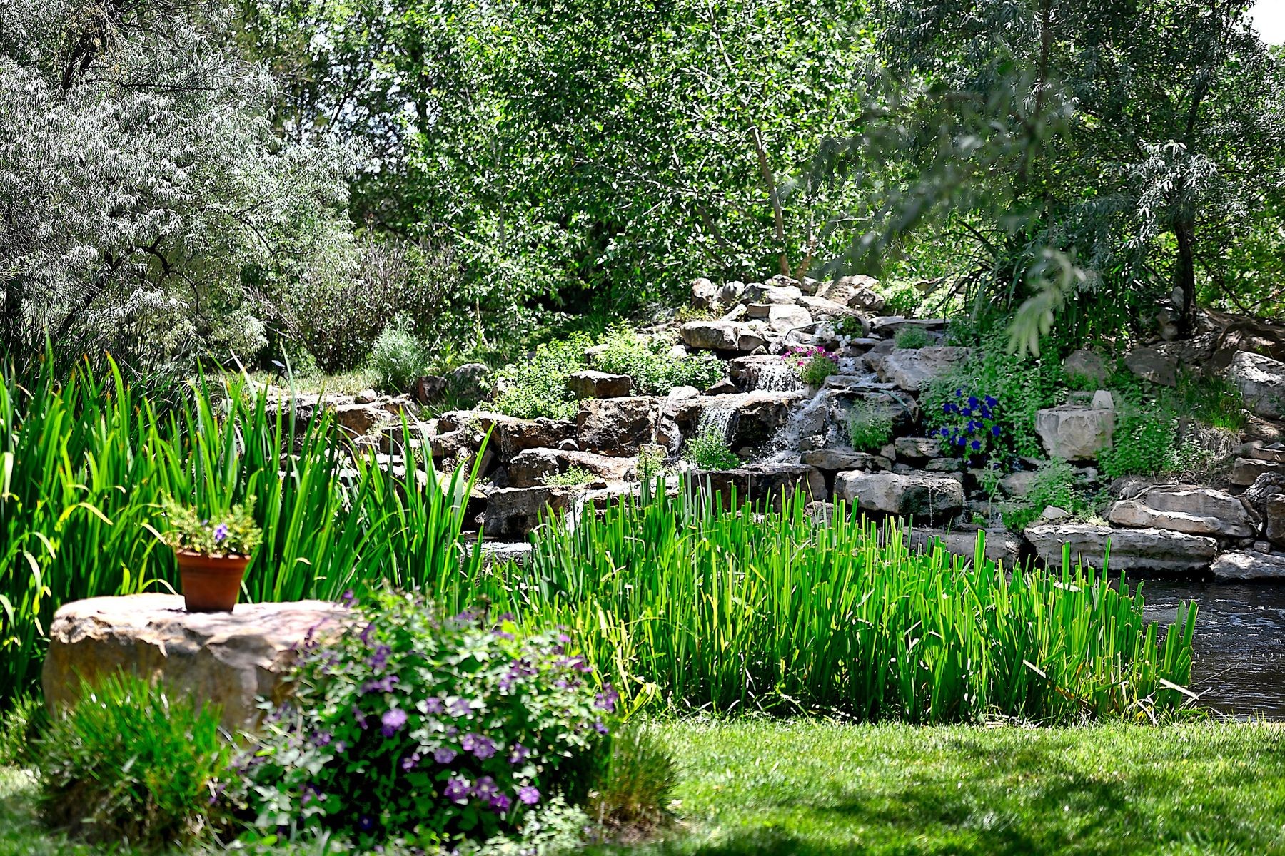 1021 Old Santa Fe Trail