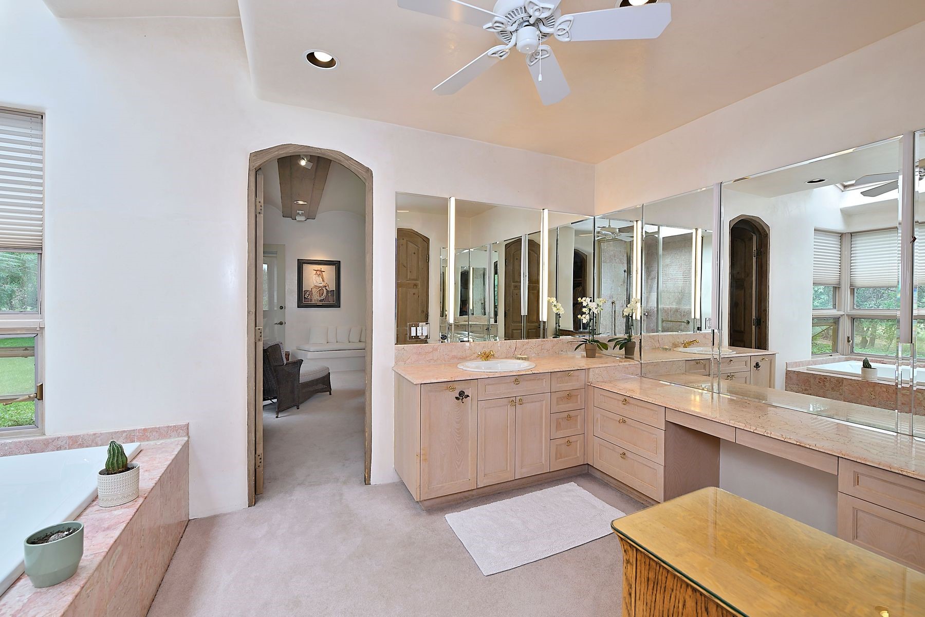 1021 Old Santa Fe Trail