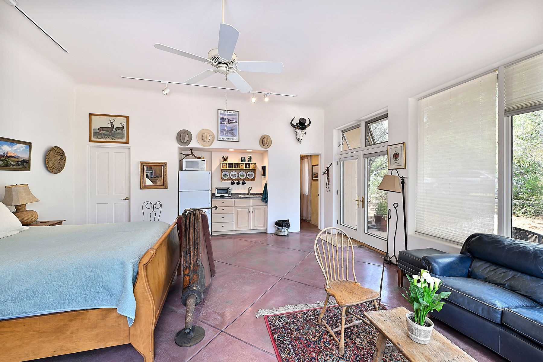 1021 Old Santa Fe Trail